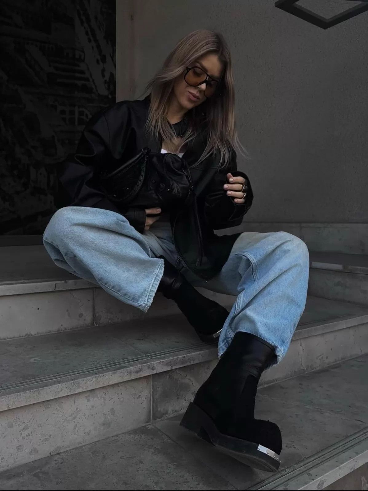 MM6 MM6 Maison Margiela Distressed Toe Mickey Head Fur Boot Size US 7.5 / IT 37.5 - 9 Thumbnail