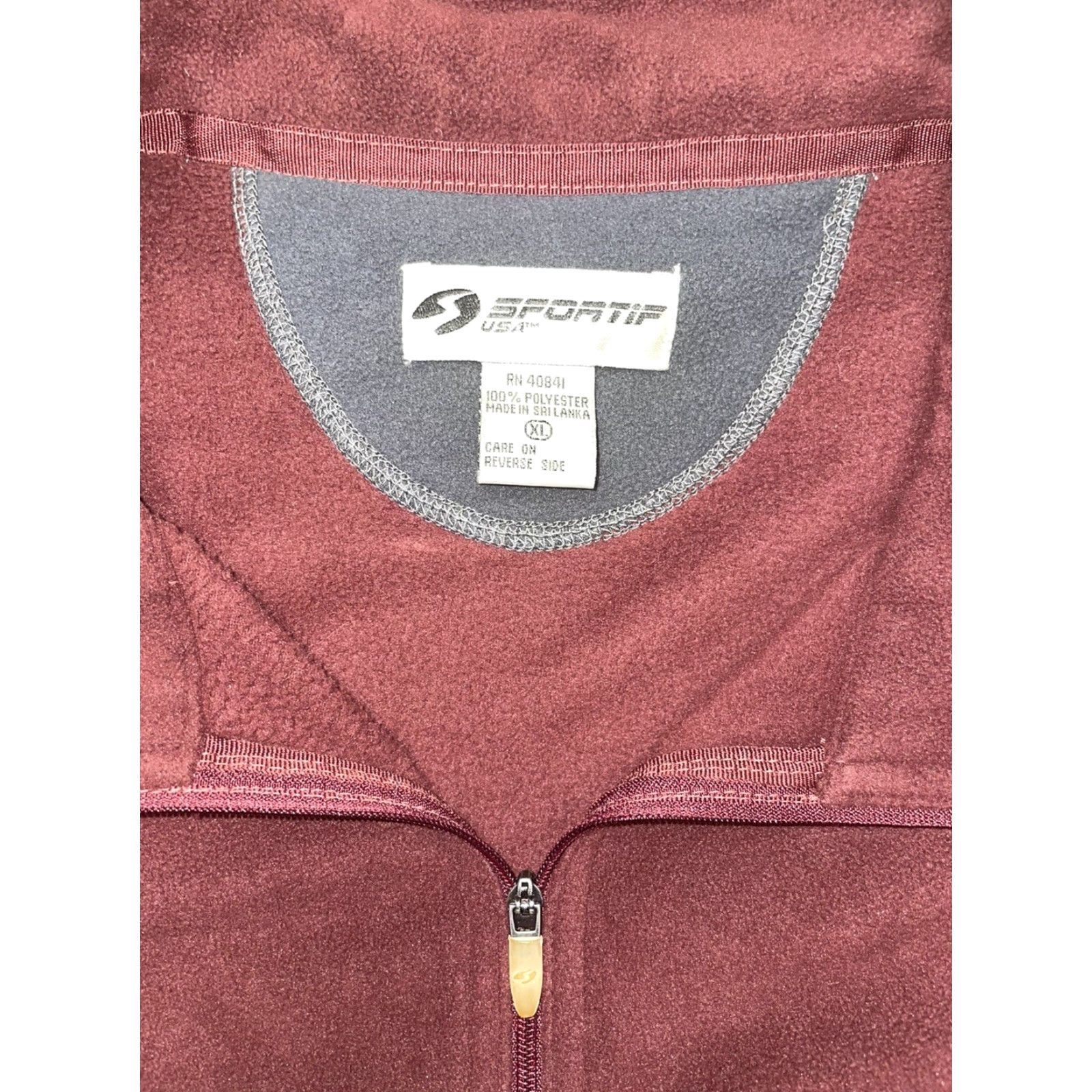 Vintage VINTAGE SPORTIF USA 100% Polyester Maroon Half Zip Fleece Pullover Men XL Red USA Pullover Mens XL Size US XL / EU 56 / 4 - 5 Thumbnail