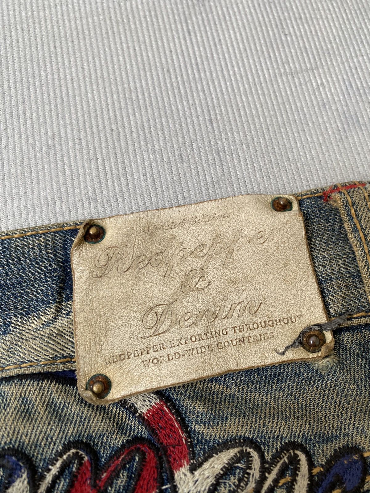 If Six Was Nine Red Pepper Japan Mud Wash Rusty Ed Hardy Design Jeans Size US 33 - 21 Thumbnail