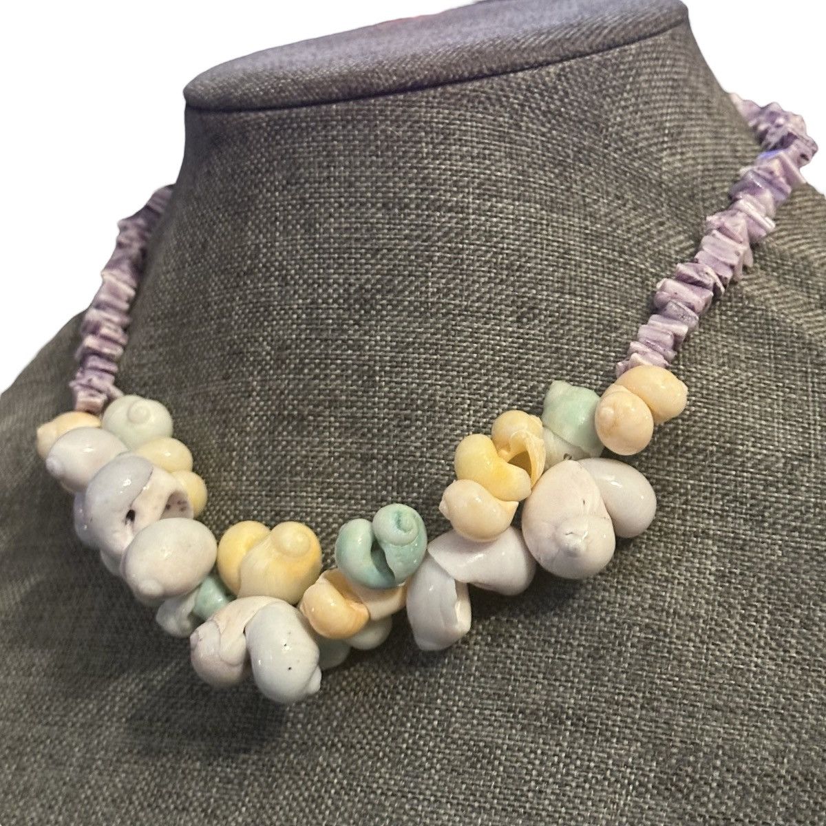 Vintage Vintage dyed seashell cluster puka necklace Size ONE SIZE - 2 Thumbnail