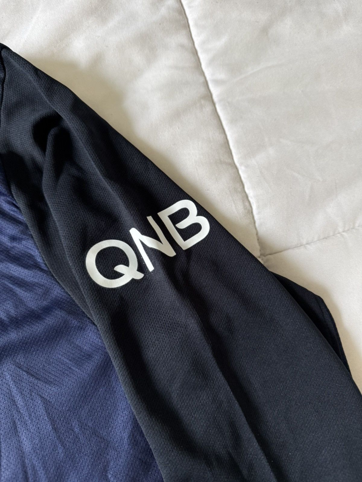 Nike ‘15 Nike Paris Saint-Germain Long Sleeve Home Jersey Size US M / EU 48-50 / 2 - 5 Thumbnail