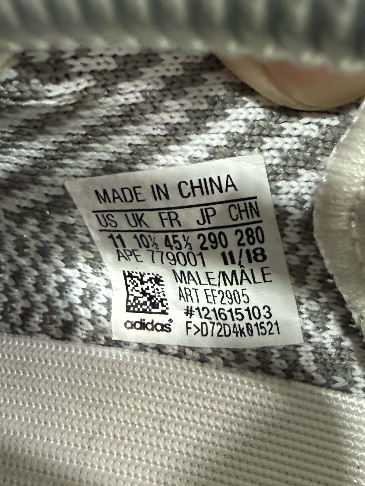 Yeezy Yeezy Boost 350 V2 static Size US 11 / EU 44 - 6 Thumbnail