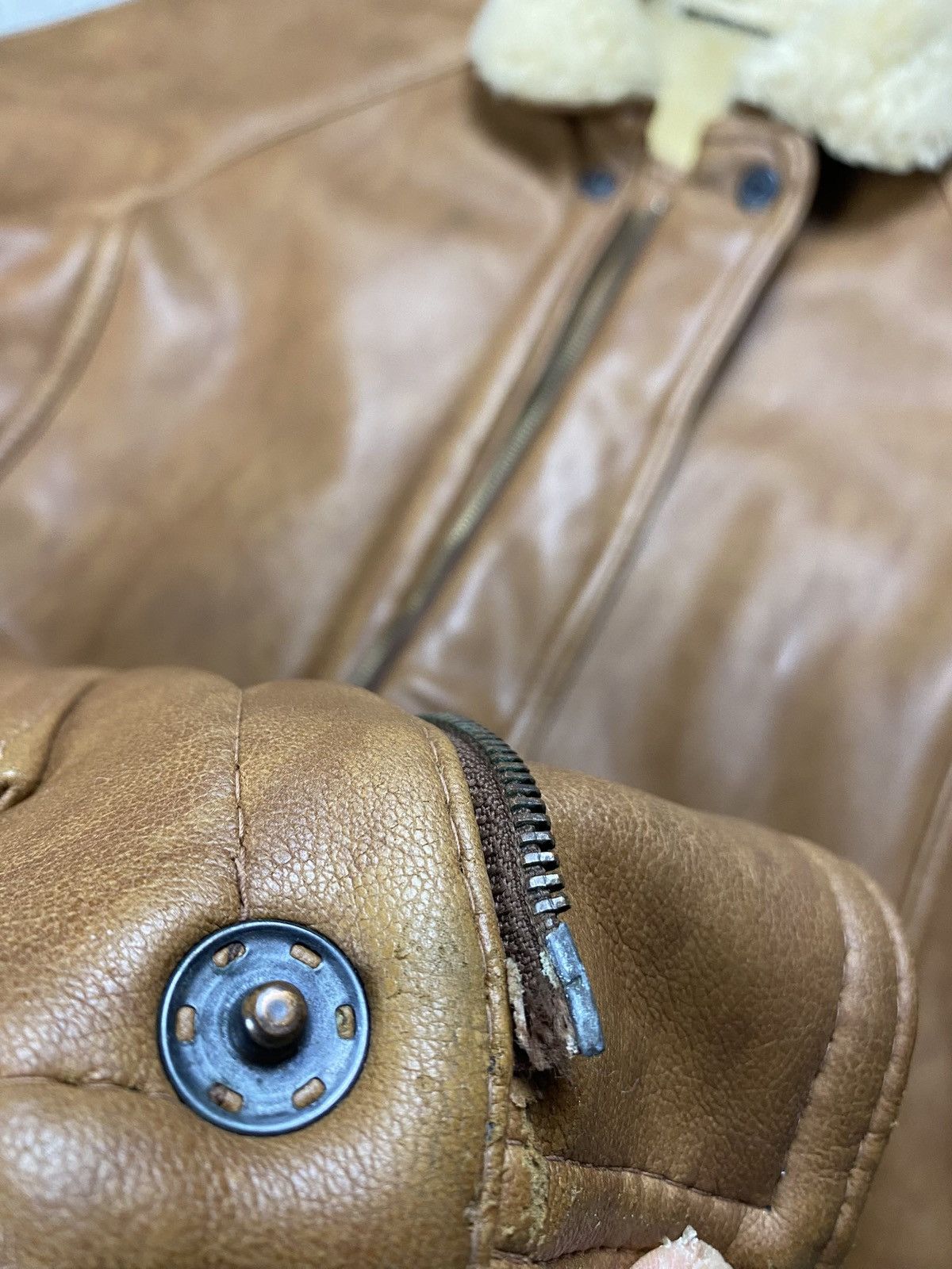 Vintage Shearling leather jacket brown vintage Size US XL / EU 56 / 4 - 9 Thumbnail