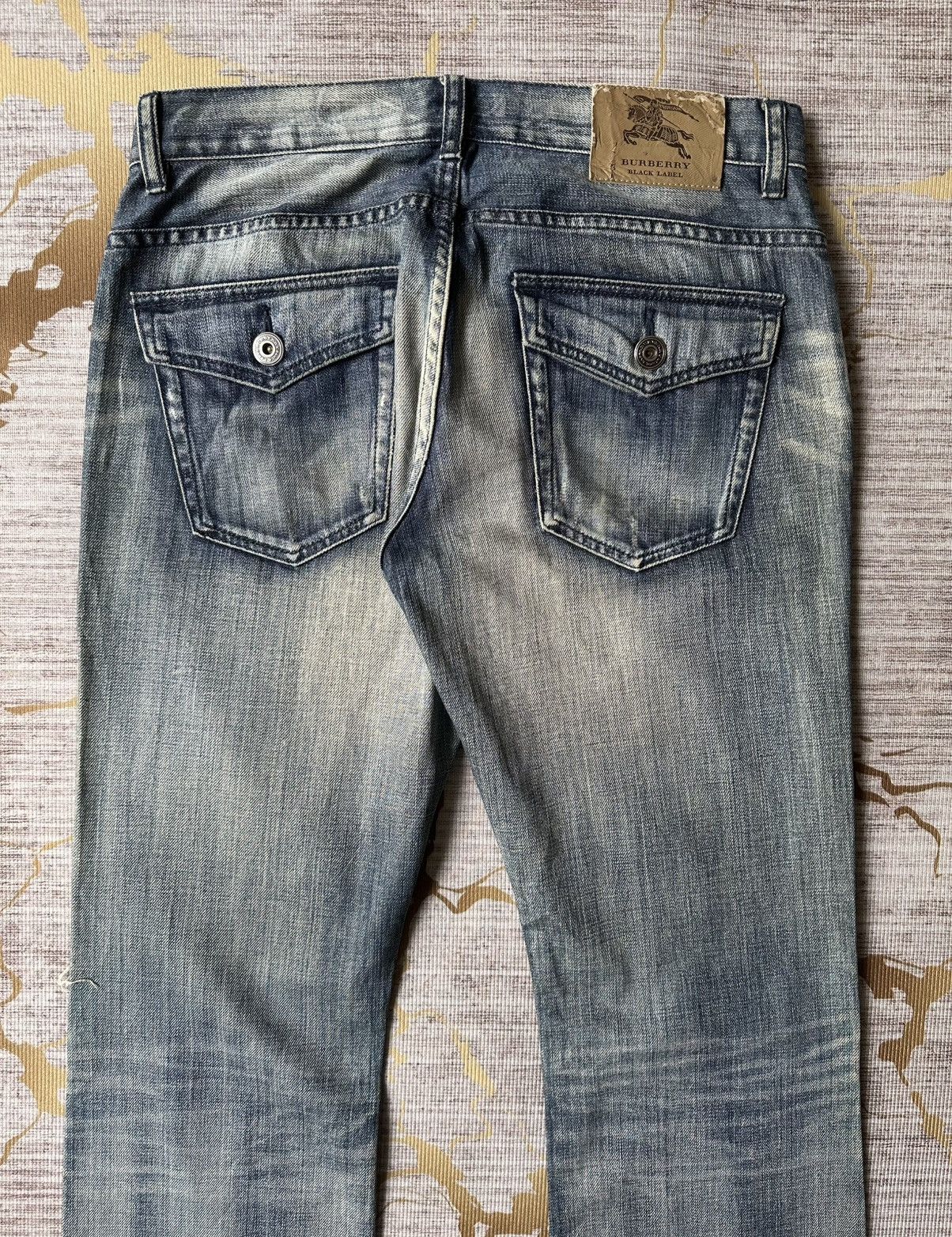 Burberry Burberry Black Label Faded Blue Design Distressed Denim Size US 30 / EU 46 - 14 Thumbnail