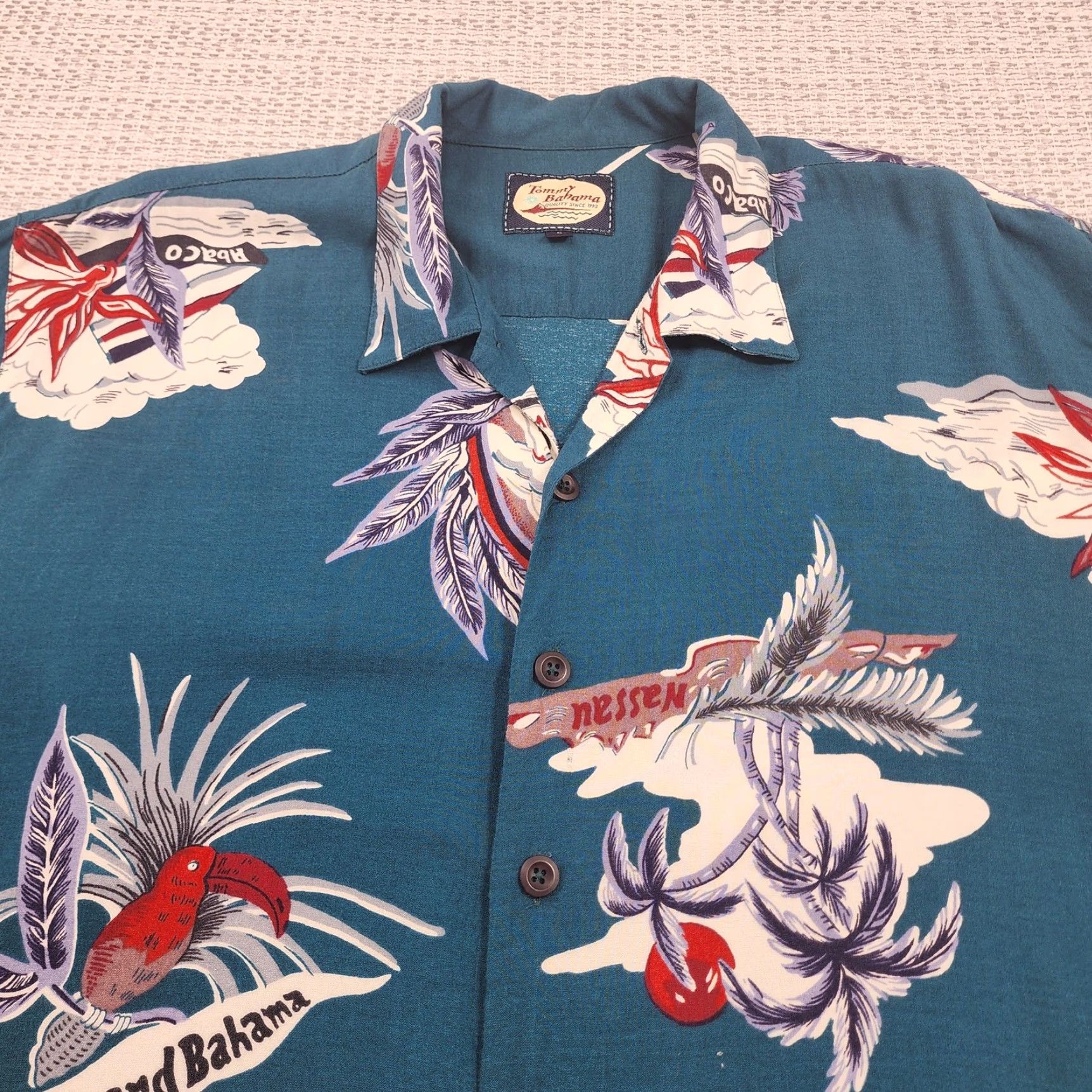 Tommy Bahama VINTAGE Tommy Bahama Shirt Mens Large Teal Hawaiian Aloha Parrot Print Camp Button Up Shirt Mens Large Blue Tropical Floral Short Sleeve Size US L / EU 52-54 / 3 - 4 Thumbnail
