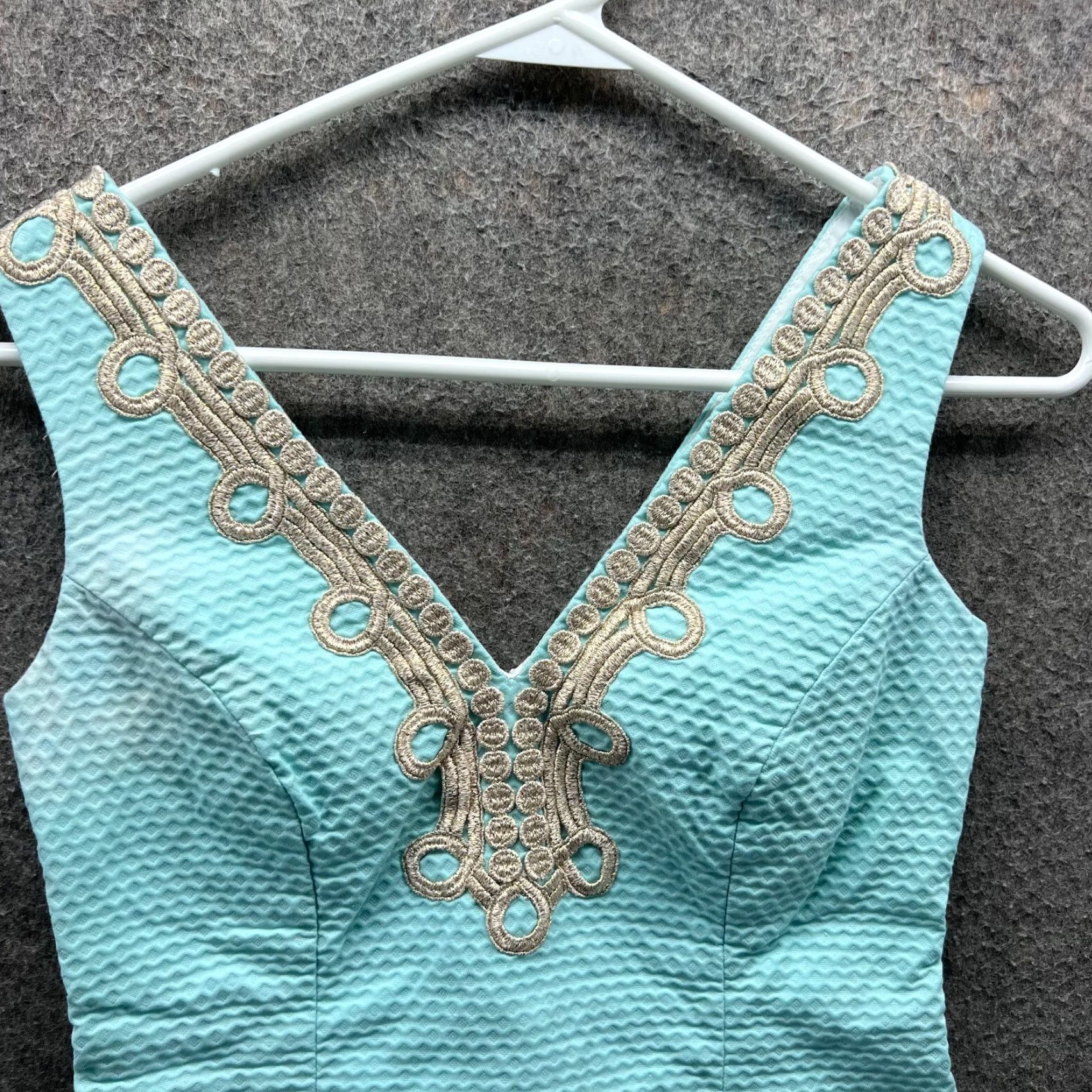 Lilly Pulitzer Lilly Pulitzer Dress Womens 00 Blue Textured V-Neck Sleeveless Embroidered Trim Pencil Dress Shift Size XXS / US 00 / IT 34 - 5 Thumbnail