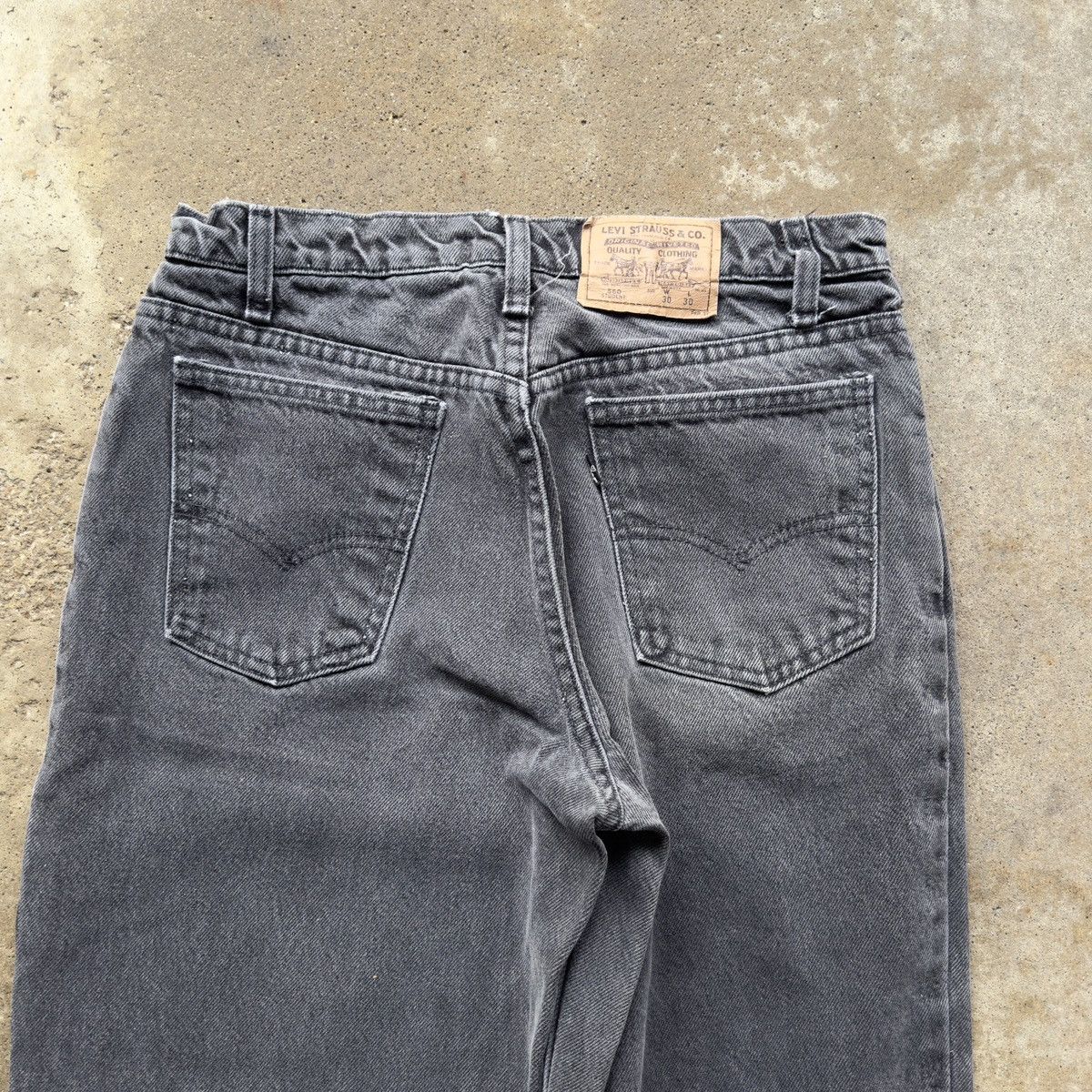 Levi's 90s Levi's 560 Baggy Faded Black Thrashed Jeans ERD Grunge Size US 30 / EU 46 - 4 Thumbnail
