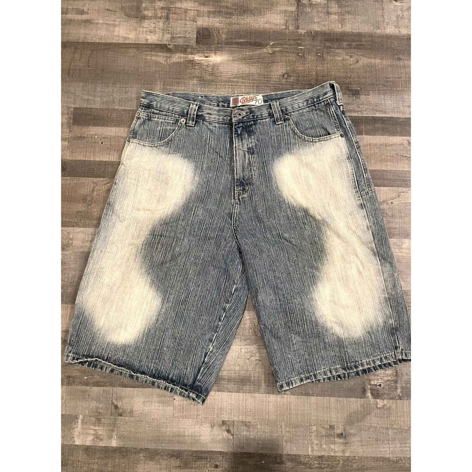 Express VINTAGE Brooklyn Xpress Light Wash Shorts Jorts 40 Men Regular 40 Inseam 13 Grunge Hip Hop 90s Workwear Casual Travel Size US 40 / EU 56 - 4 Thumbnail