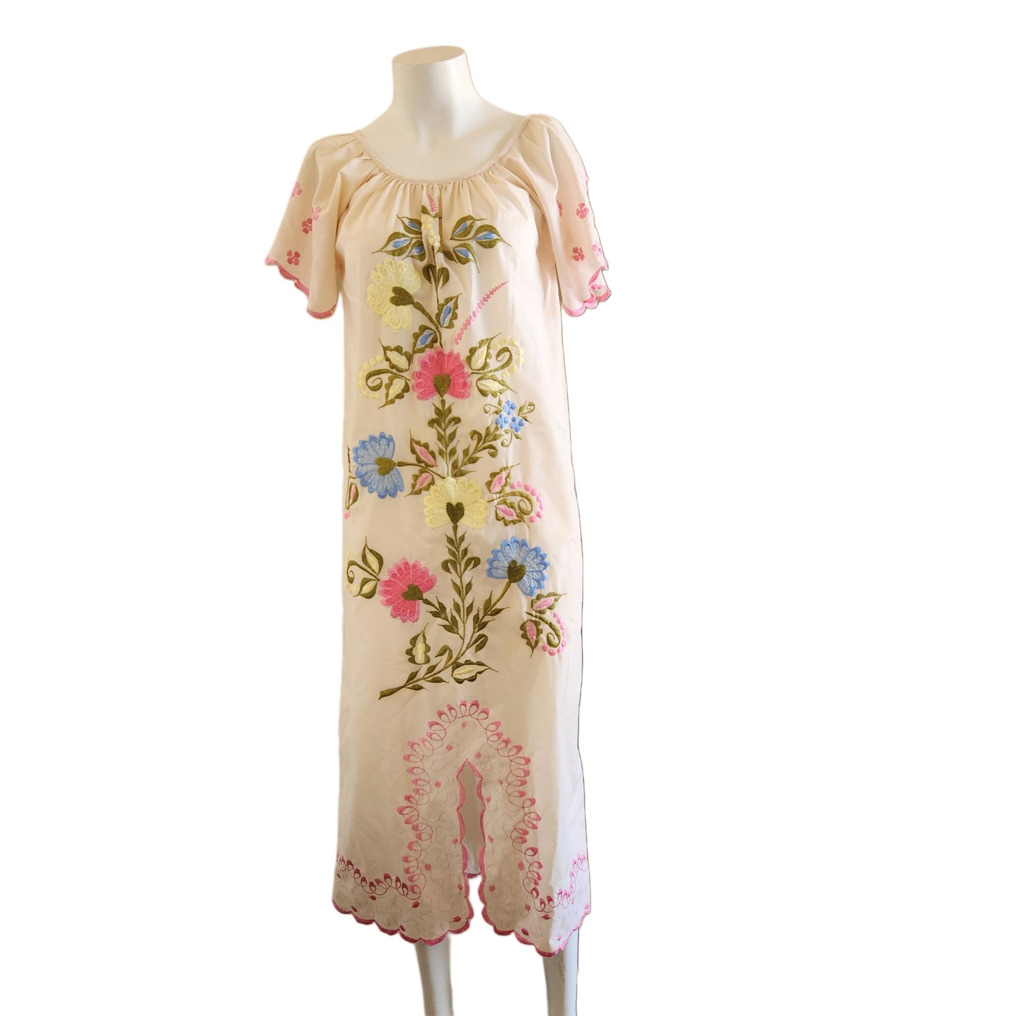 Vintage Mexican floral maxi dress vintage Romantic Mexico ethnic Size M / US 6-8 / IT 42-44 - 1 Thumbnail
