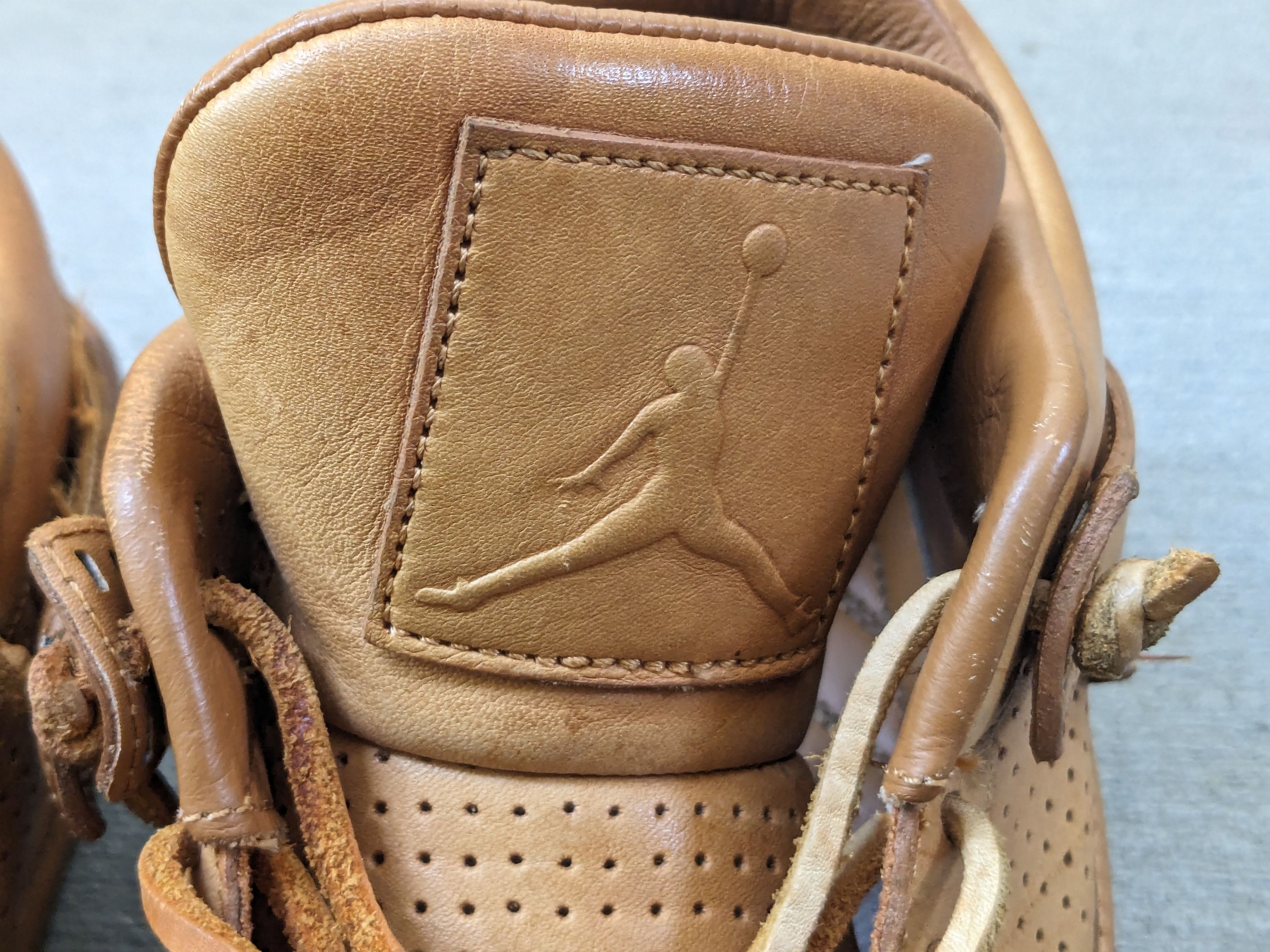 Jordan Brand Nike Air Jordan 4 Premium Pinnacle 9.5 Wheat 819139-205 Size US 9.5 / EU 42-43 - 4 Thumbnail