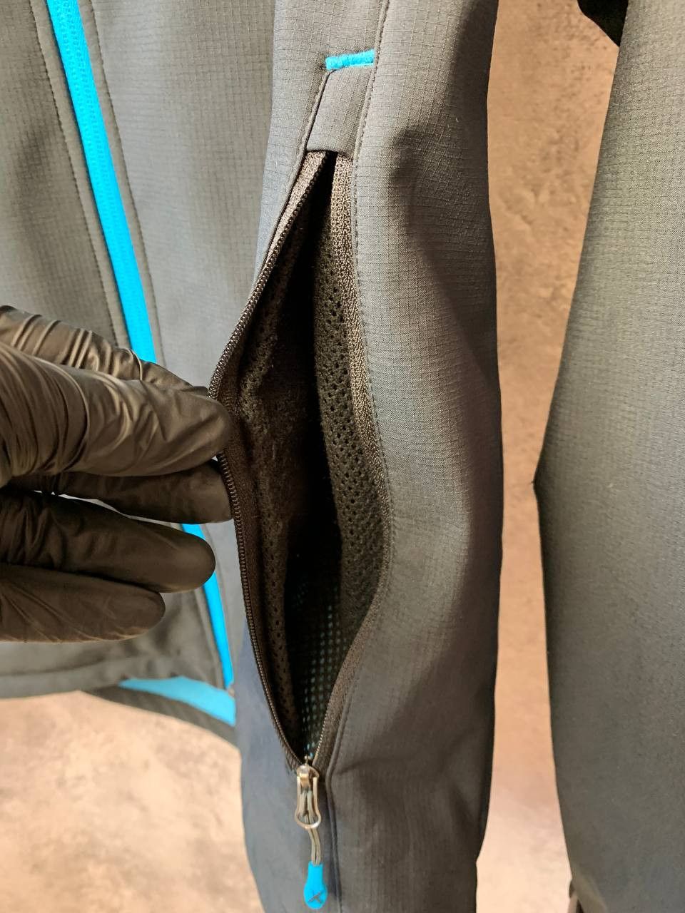 Other OEX Jacket Large Grey SoftShell Outdoor Hiking Full Zip Top Size US L / EU 52-54 / 3 - 16 Thumbnail