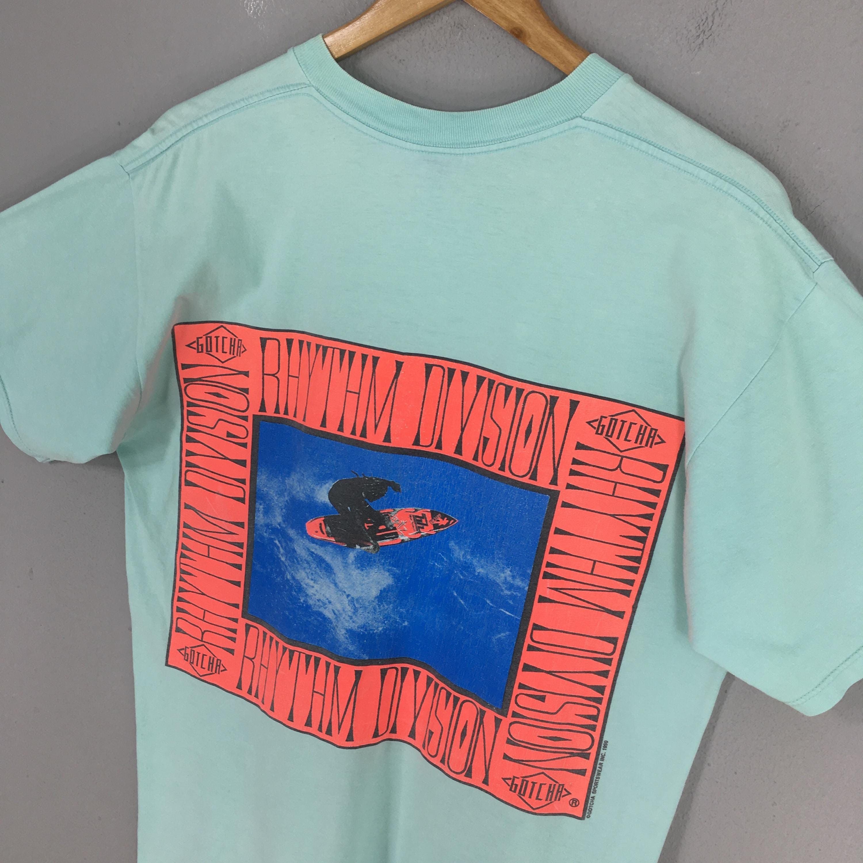 Gotcha Vintage 90s Gotcha Hawaii Surf Green T shirt Medium Size US M / EU 48-50 / 2 - 4 Thumbnail