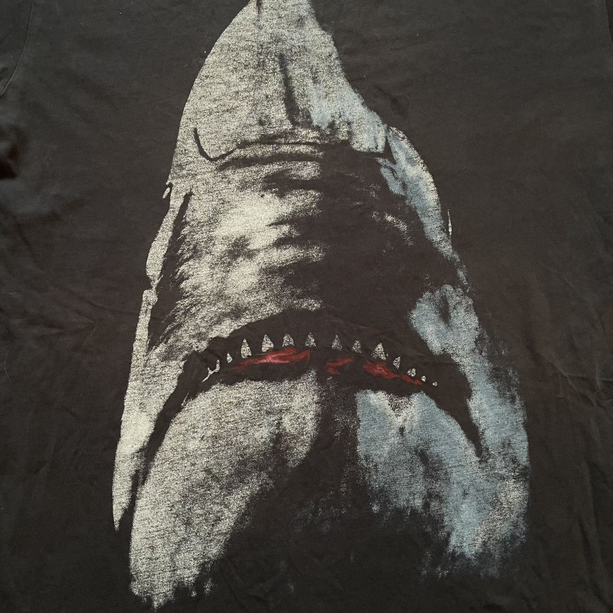Vintage Vintage 2000s Shark Graphic Tee Faded Black Horror Goth L Size US L / EU 52-54 / 3 - 4 Thumbnail