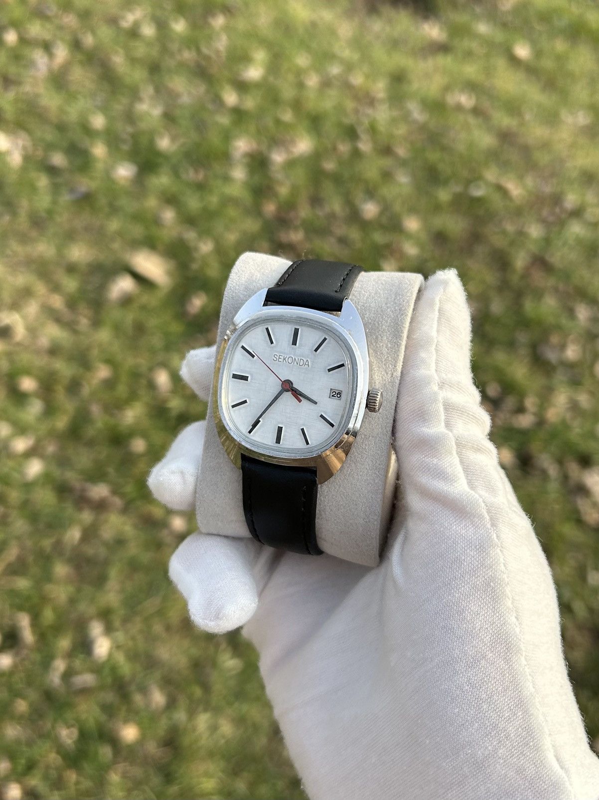 Vintage Vintage Sekonda Watch USSR Soviet Mechanical Authentic 1980s Size ONE SIZE - 13 Thumbnail