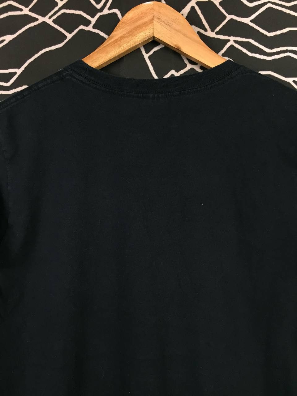 Band Tees Anderson .Paak Strawberry Logo Hip Hop Rap Tees Size US M / EU 48-50 / 2 - 5 Thumbnail