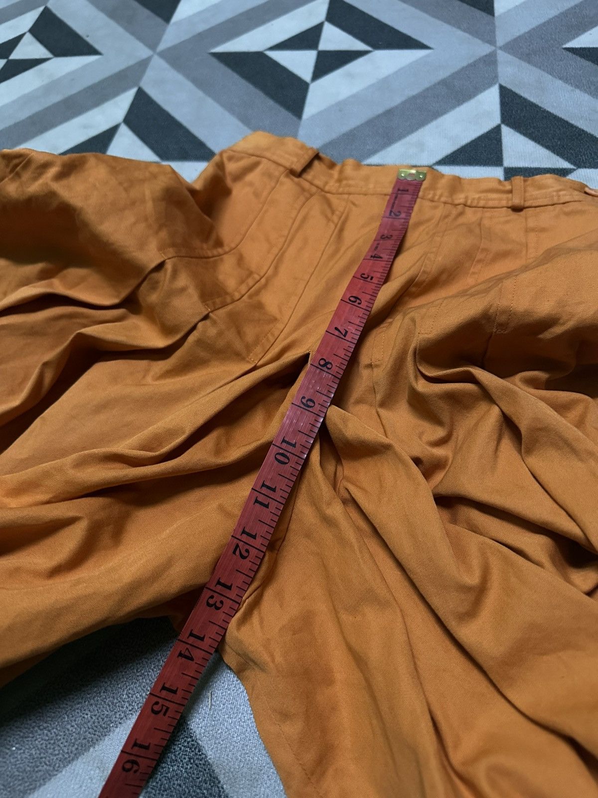 Paolo Gucci Vintage 90s Gucci baggy pleats short pants Size 24" / US 00 / IT 34 - 9 Thumbnail