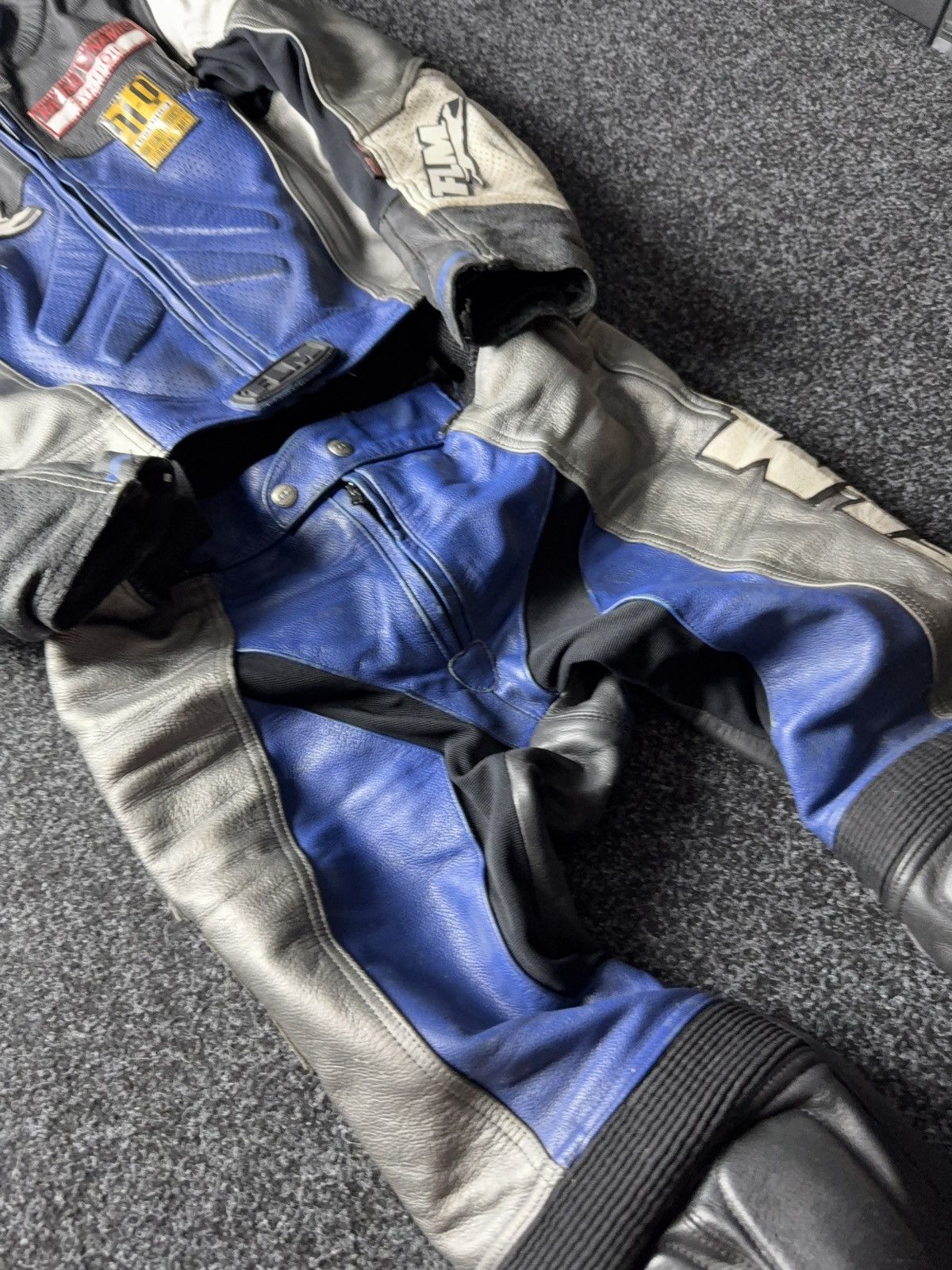 Genuine Leather Leather Motorcycle Racing Pants Spidi Suit Costume Size US S / EU 44-46 / 1 - 7 Thumbnail