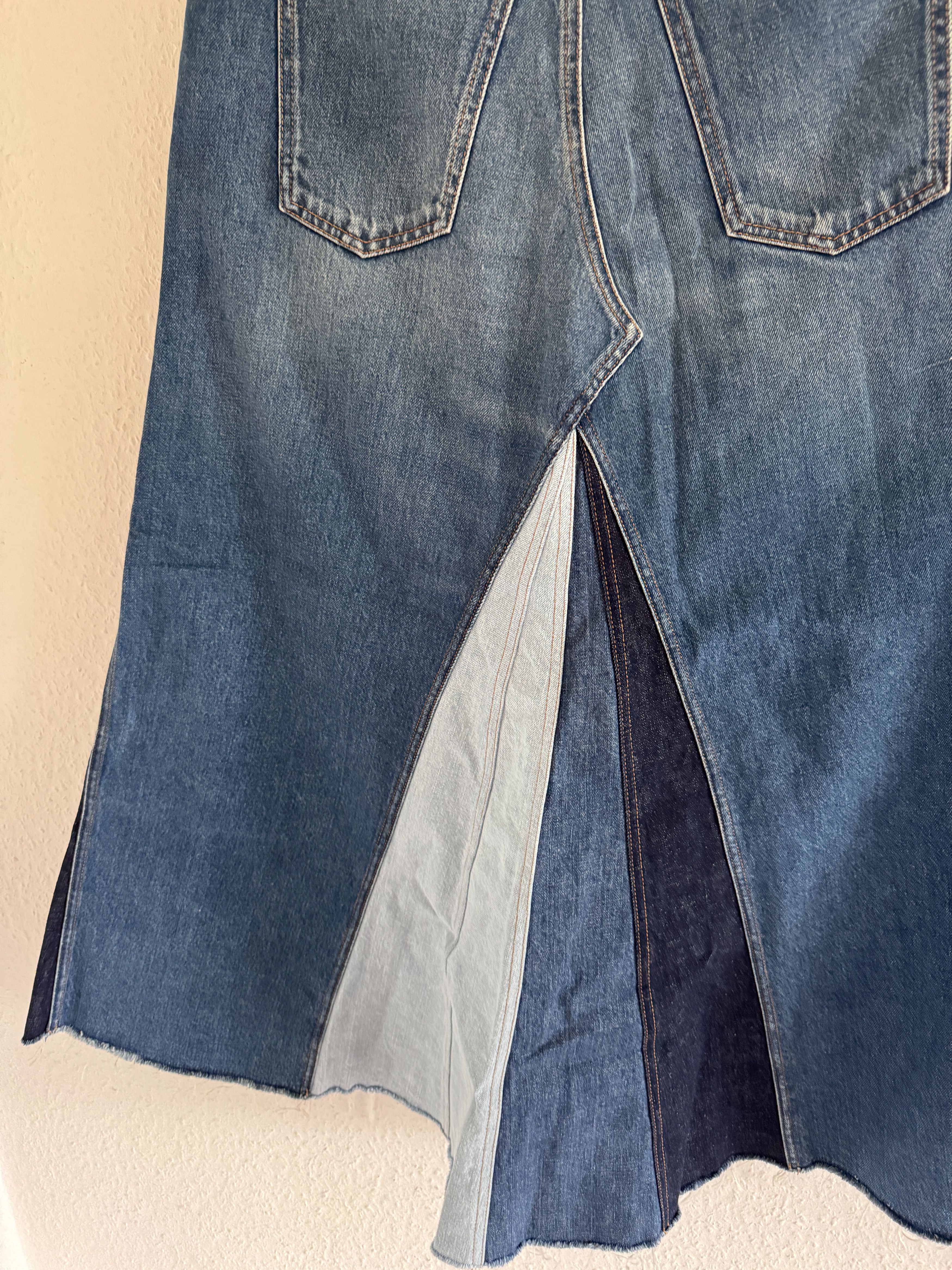 Chloe Blue Denim Skirt – Size 42 Size 30" / US 8 / IT 44 - 24 Thumbnail