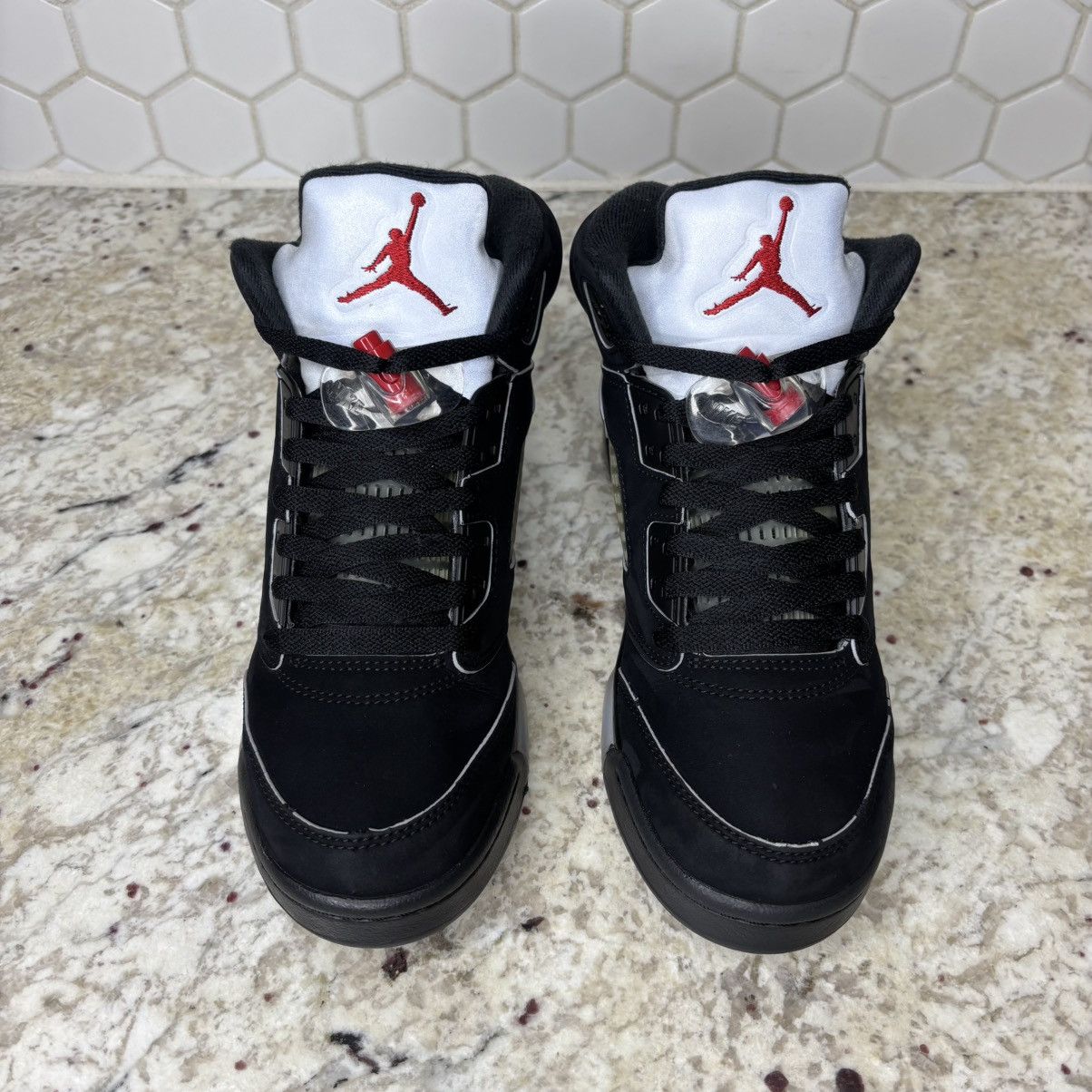 Jordan Brand Size 5.5 -Jordan 5 OG Black Metallic Reimagined CLEAN NO BOX Size US 5.5 / EU 38 - 4 Thumbnail