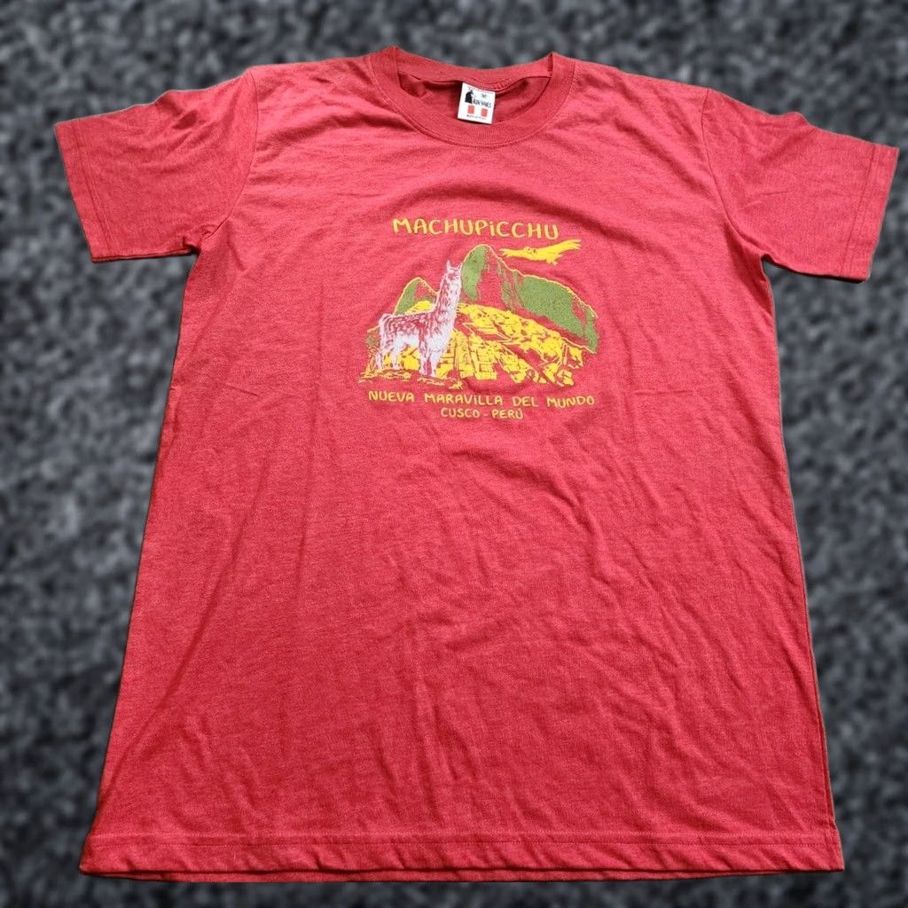 Vintage Vintage Ruf L T-Shirt Mens M Red Cotton Embroidered Peru Machu Picchu Souvenir Destination Shirt Size US L / EU 52-54 / 3 - 1 Thumbnail
