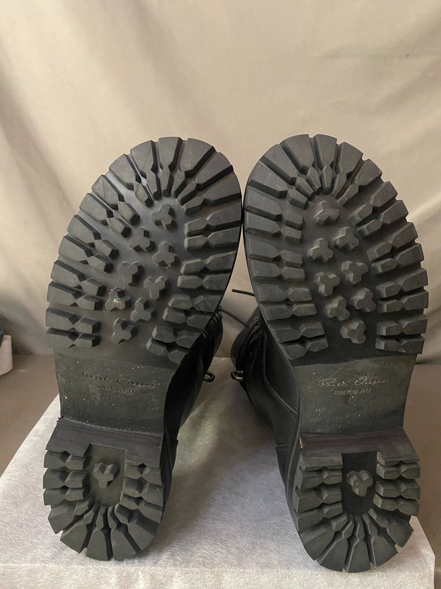 Rick Owens Rick Owens main line heavy-duty high-top boots Size US 7 / EU 40 - 5 Thumbnail
