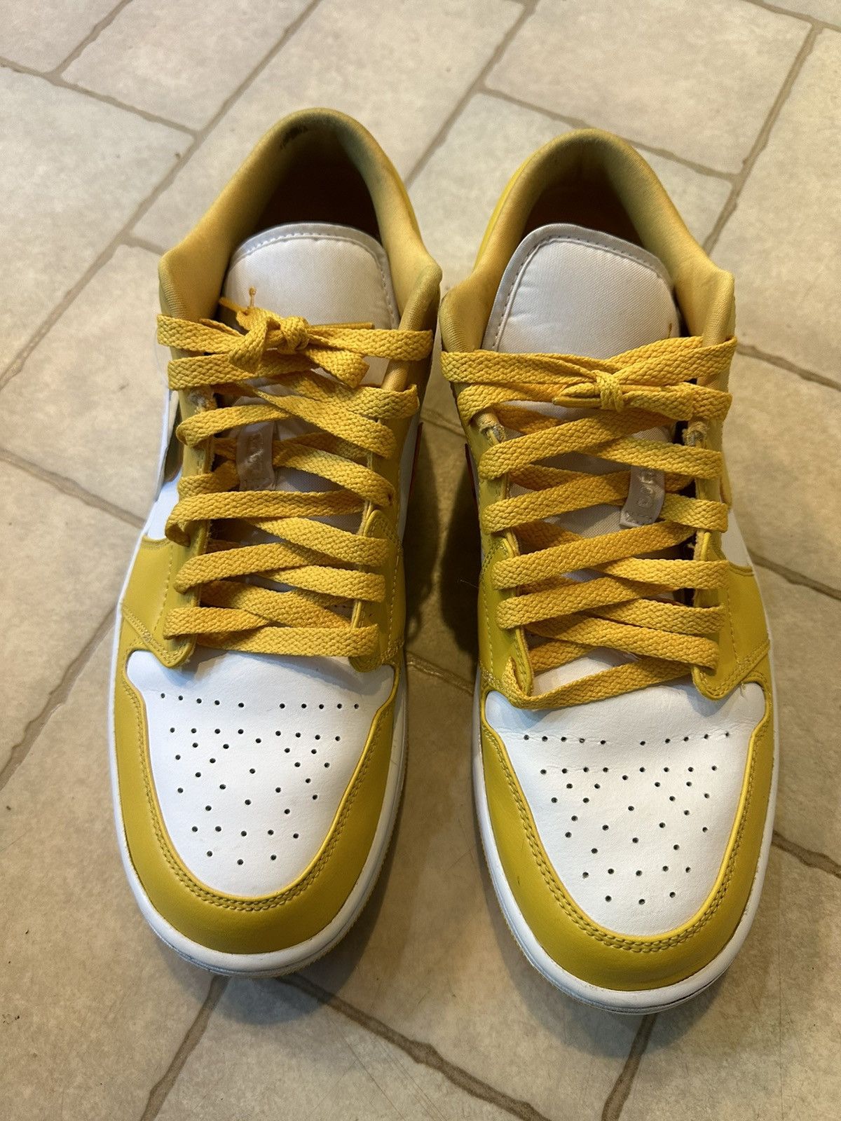 Jordan Brand × Nike Jordan 1 Low ‘Pollen’ Size US 12 / EU 45 - 1 Thumbnail