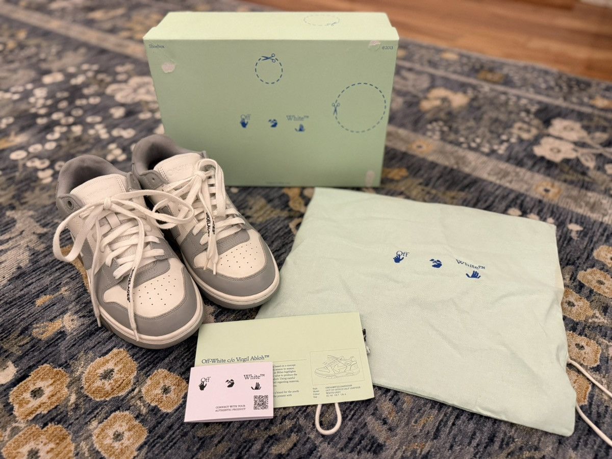 Off-white out of office