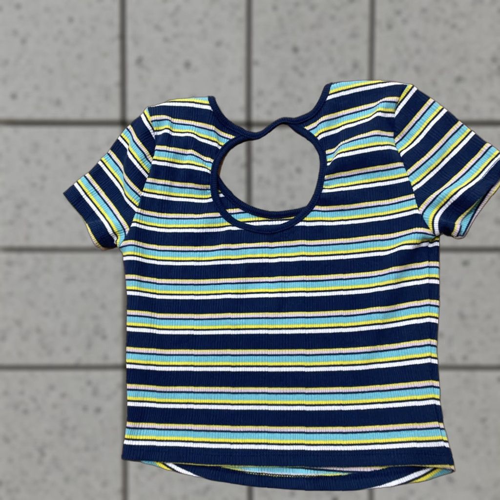 Vintage SO Shirt XS Womens Cropped Hoop Knit Top Blue Green Stripe Breathe Stretch Model XS Casual Summer Size XS / US 0-2 / IT 36-38 - 1 Thumbnail