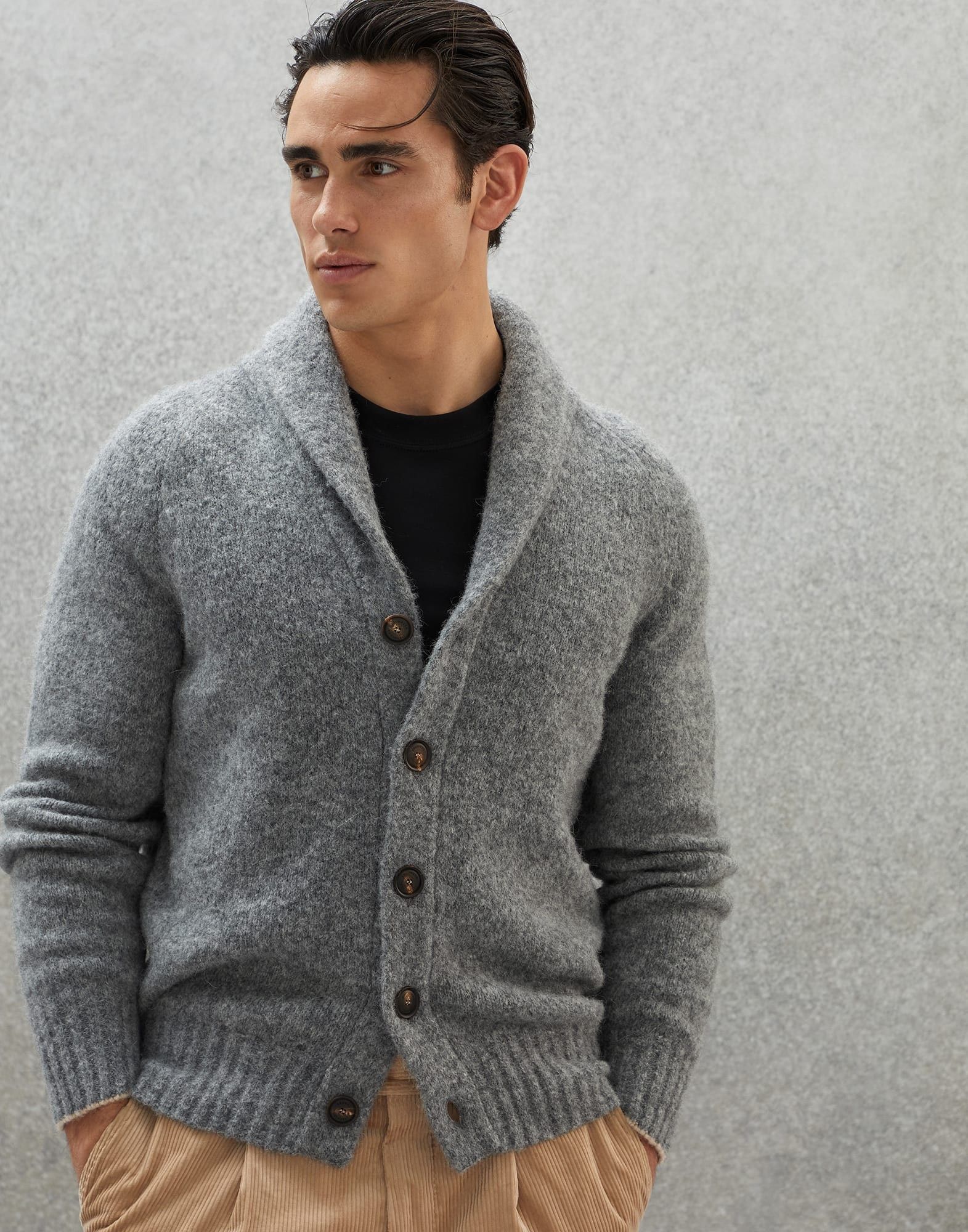 Brunello Cucinelli o1w1db10924 Cardigan in Grey Size US XXL / EU 58 / 5 - 1 Thumbnail