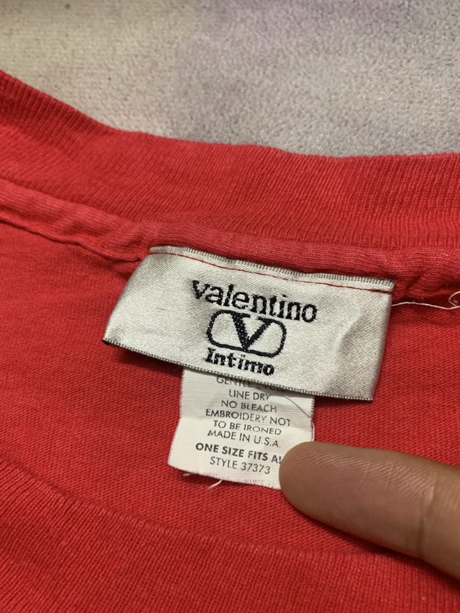 Valentino Vintage VALENTINO Gold Embroidery Iconic Logo Shirt Size US XL / EU 56 / 4 - 4 Thumbnail