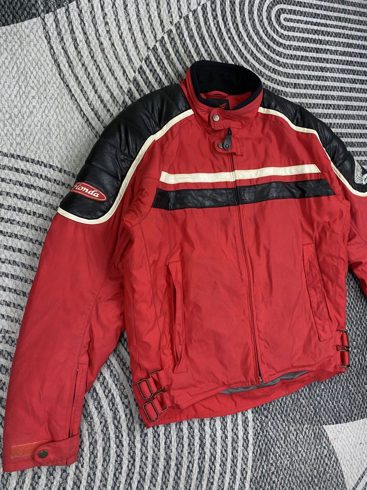 Honda Vintage Honda Red And Black Leater Motorcycle Riding Jacket Size US L / EU 52-54 / 3 - 3 Thumbnail