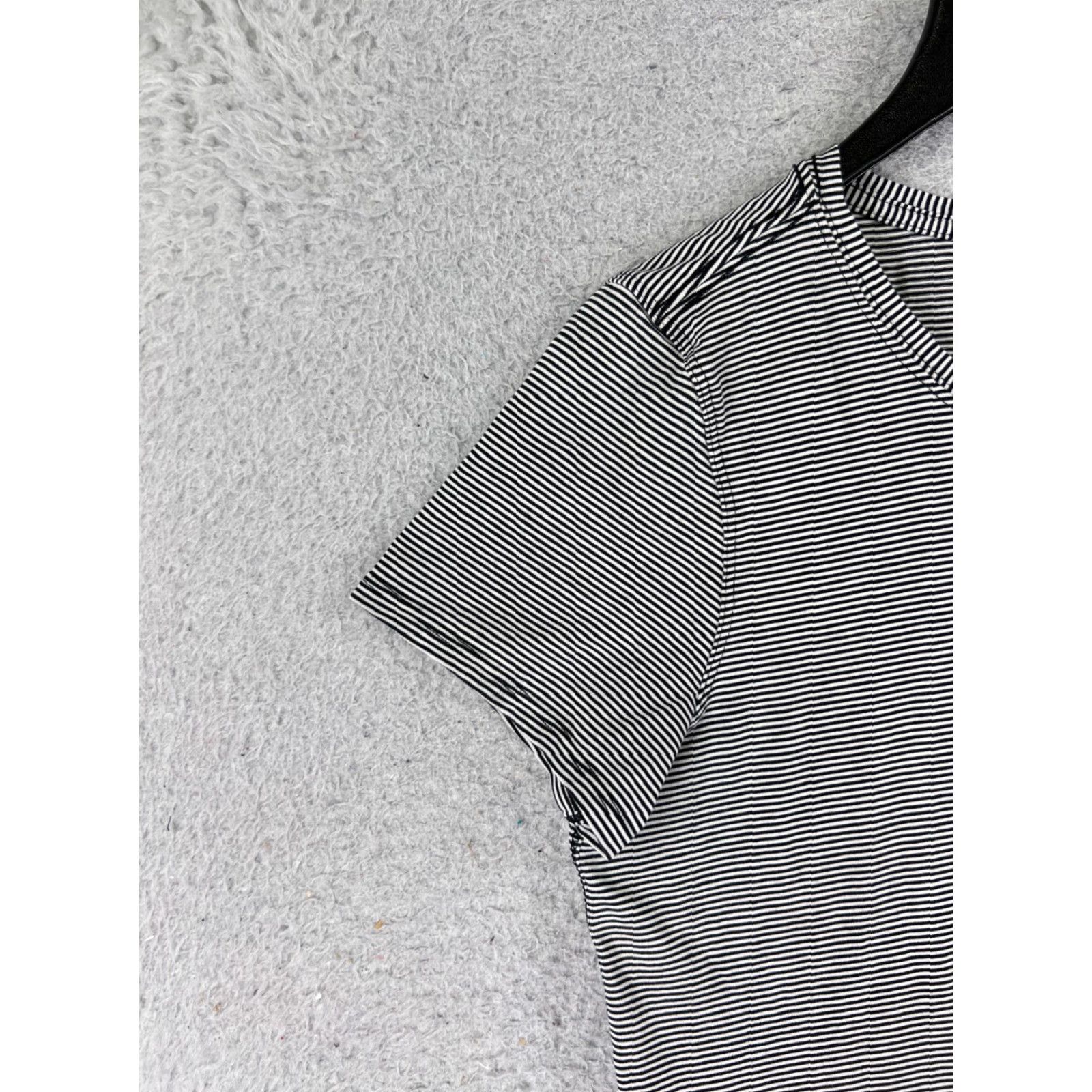 Lululemon Lululemon Shirt Women 6 Black White Stripe Pima Cotton Love Crew III W3DMBS Size M / US 6-8 / IT 42-44 - 3 Thumbnail