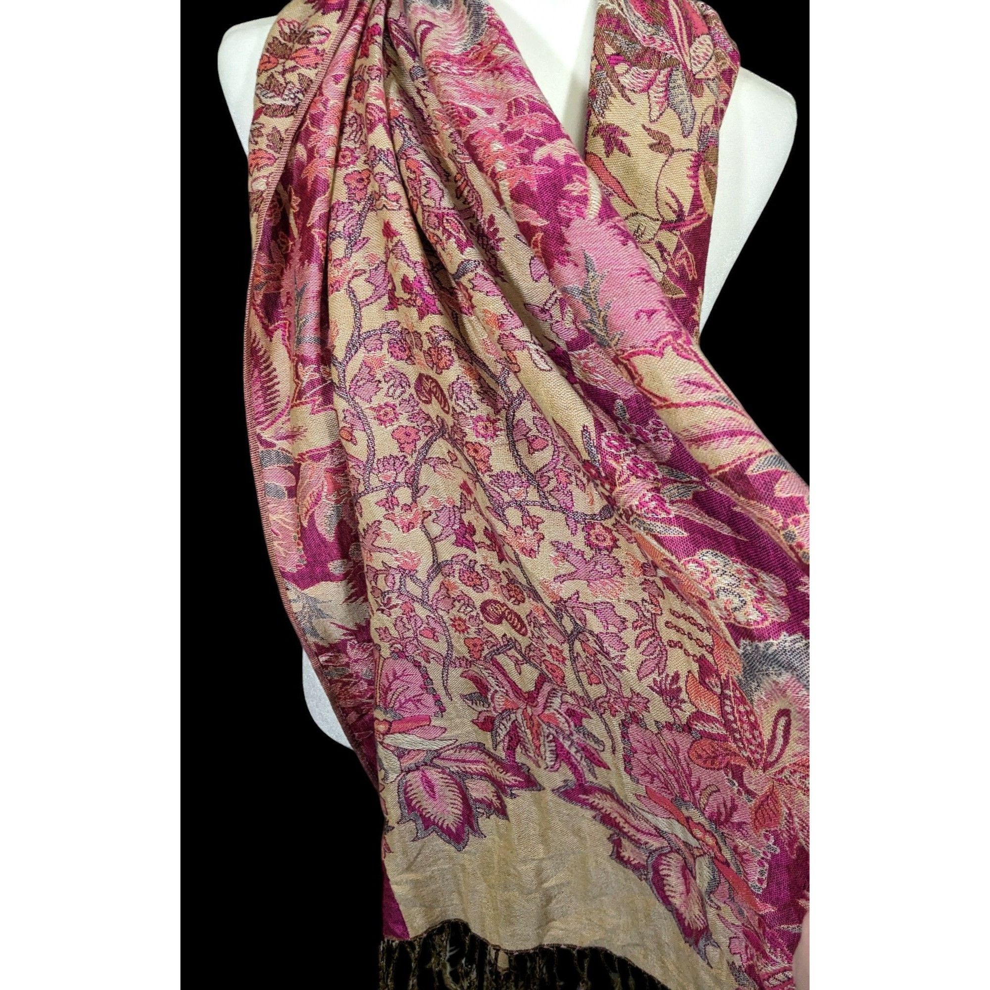 Other Elegant Pink And Cream Floral Cashmere Scarf Size ONE SIZE - 2 Thumbnail