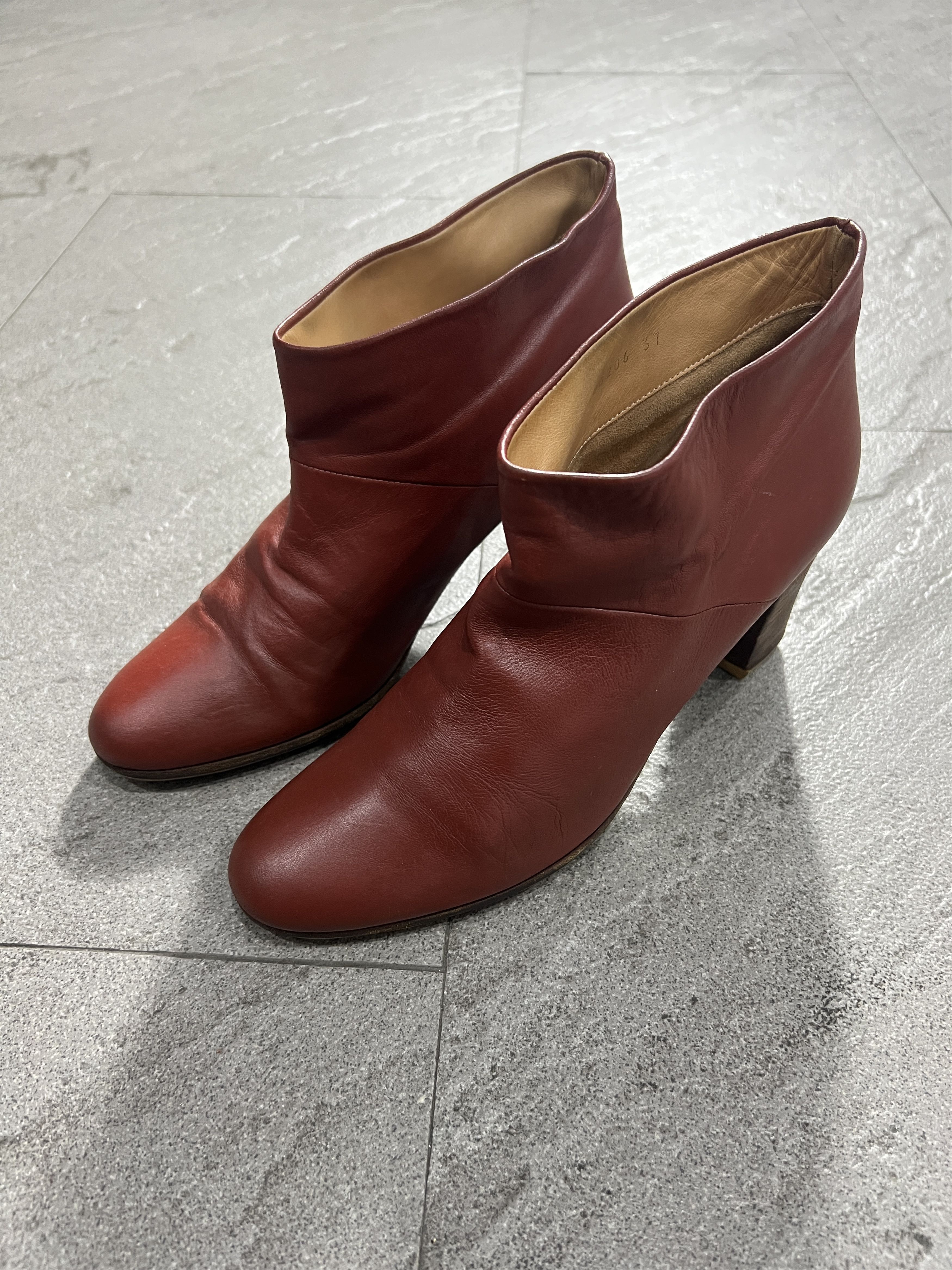 Maison Margiela Maison Martin Margiela Oxblood Leather Ankle Boots Heel Size US 7 / IT 37 - 3 Thumbnail