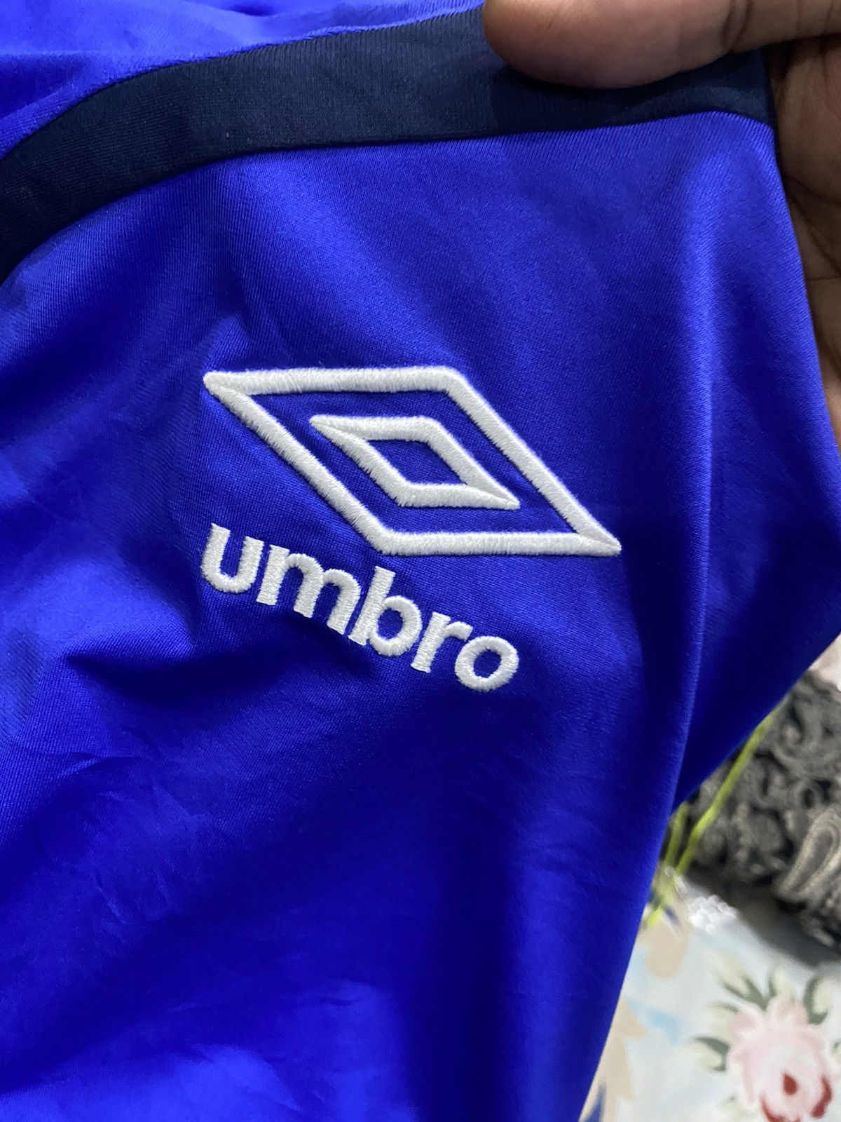 Umbro Vintage 90s Jersey Umbro Big Logo Size US XL / EU 56 / 4 - 8 Thumbnail