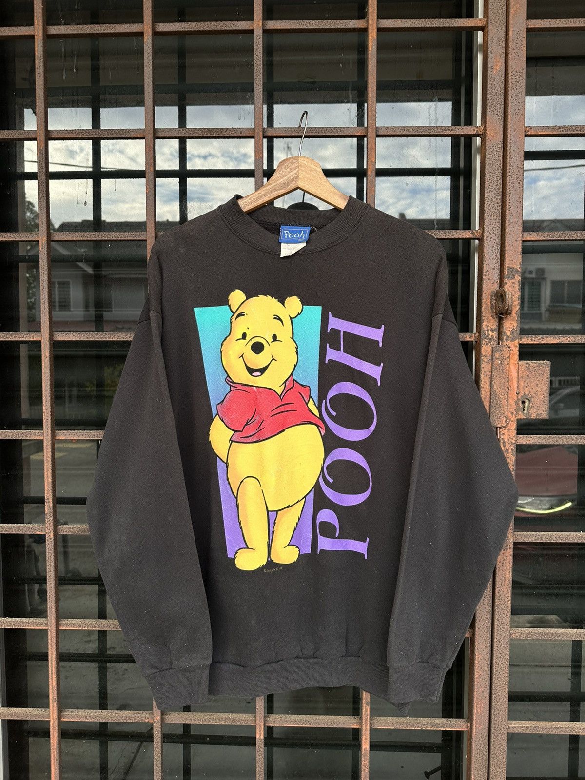 Vintage Thrashed Sun Faded DISNEY POOH Distressed Erd Grunge Size US M / EU 48-50 / 2 - 1 Thumbnail