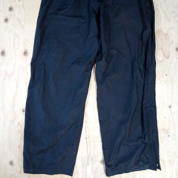 Nike × Vintage Vintage Nike Spell Out Wind Pants Joggers Trainers Size US 32 / EU 48 - 8 Thumbnail