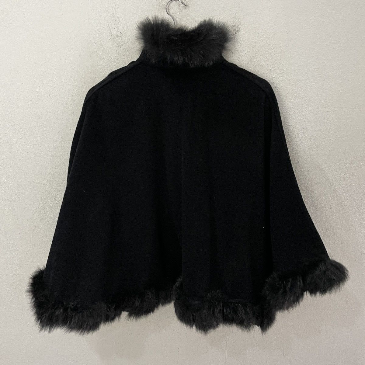Sagafurs Vintage Sagafurs Ponchos Size US M / EU 48-50 / 2 - 12 Thumbnail