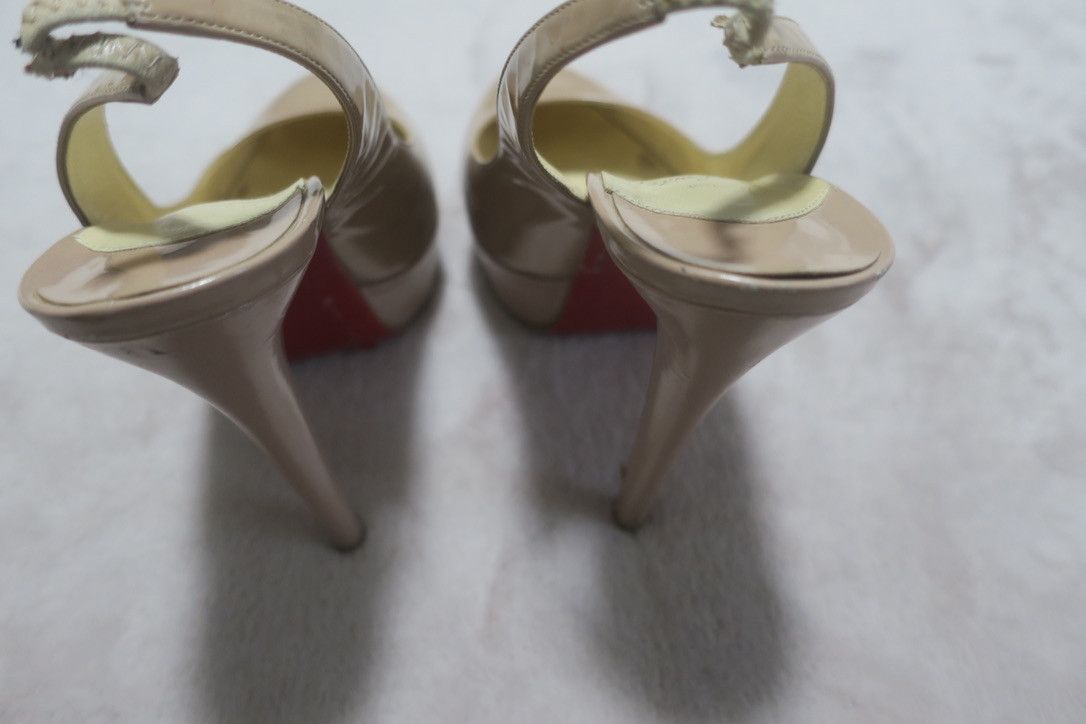 Christian Louboutin Nude Platfom Pumps Size US 8.5 / IT 38.5 - 7 Thumbnail