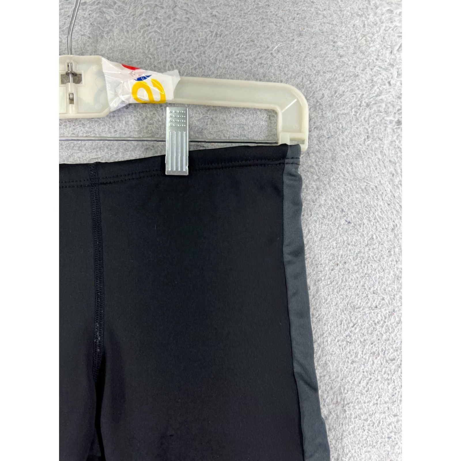Vintage TYR Compression Shorts Men 29 Black Polyester Spandex Athletic Sports Slim Fit Waist 29 Inseam 9 in Size US 29 - 5 Thumbnail