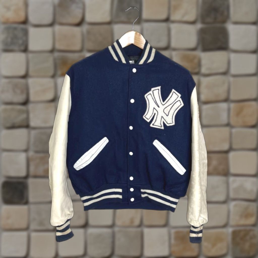 Vintage DeLONG Yankees Varsity Jacket Navy/White Wool/Leather Size 42 Size US XS / EU 42 / 0 - 1 Thumbnail