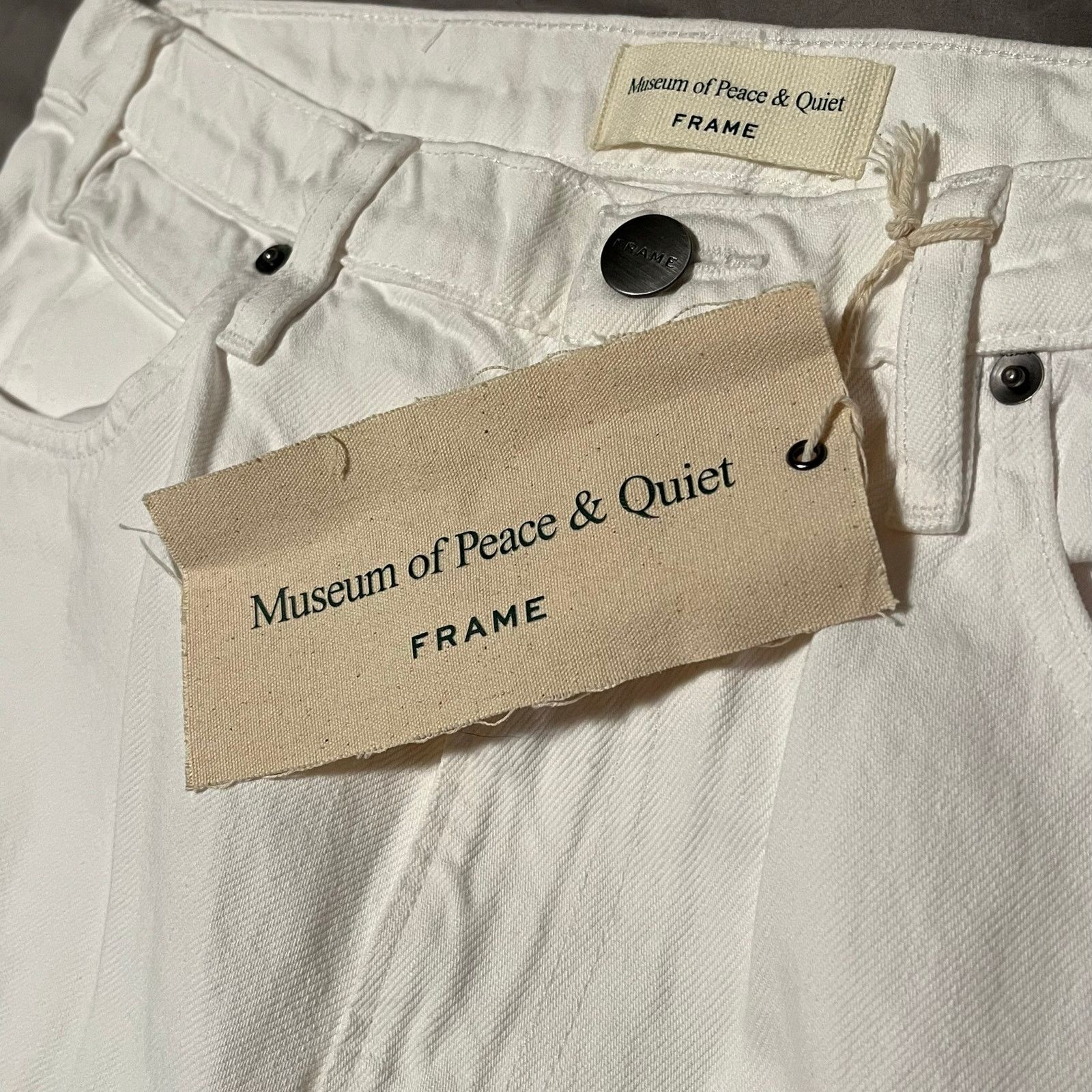 Museum of Peace & Quiet •NWT• Museum of Peace & Quiet White FRAME Denim Pants • MoPQ Size US 32 / EU 48 - 6 Thumbnail