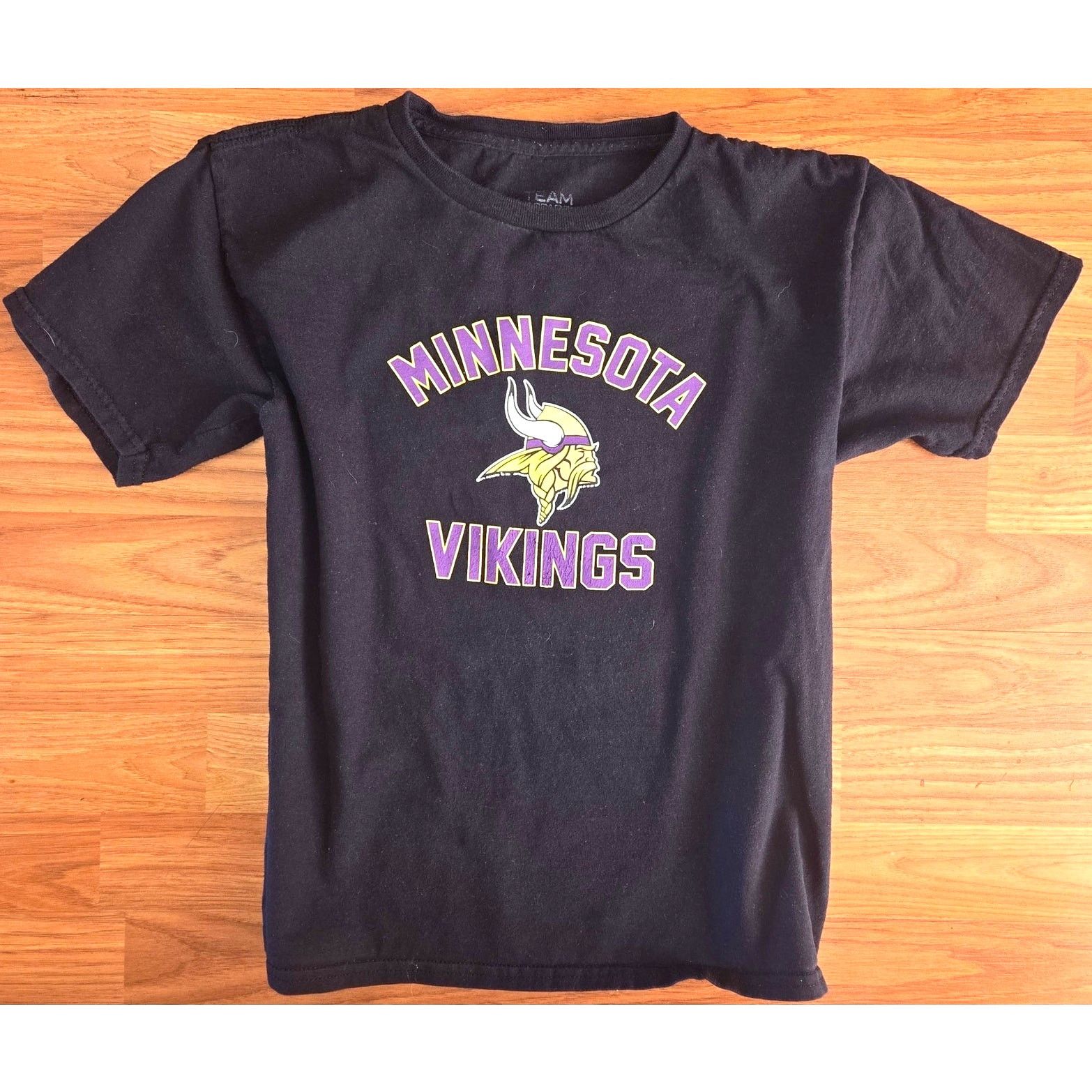 NFL Boy's Large Minnesota Vikings Black Team Apparel T-Shirt Size US L / EU 52-54 / 3 - 4 Thumbnail
