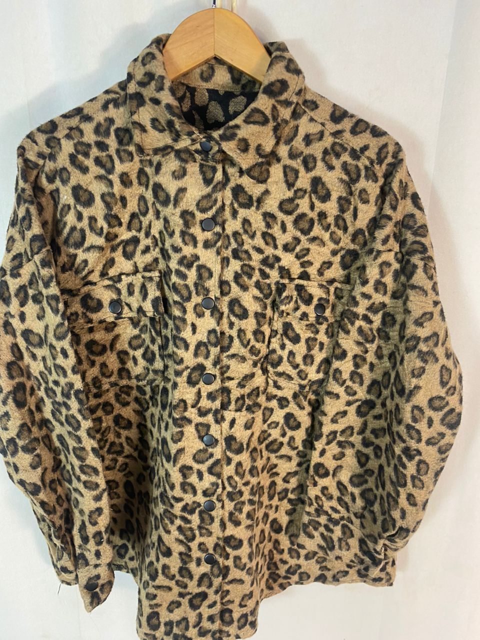 Japanese Brand × Vintage Unisex🔥Vintage leopard button up baggy shirt Size US L / EU 52-54 / 3 - 4 Thumbnail