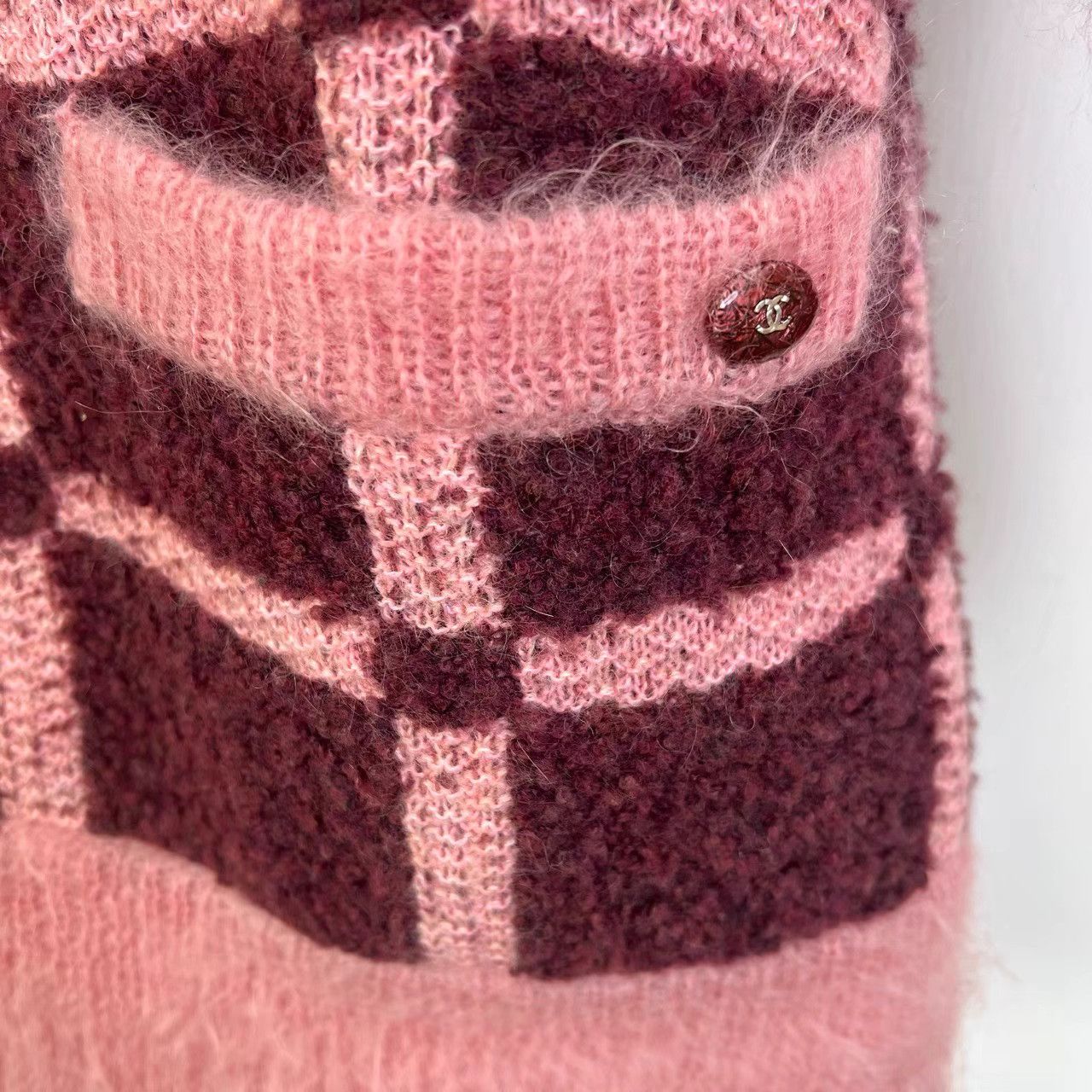 Chanel Chanel Plaid Mohair Knit Sweater K12 Size XS / US 0-2 / IT 36-38 - 3 Thumbnail
