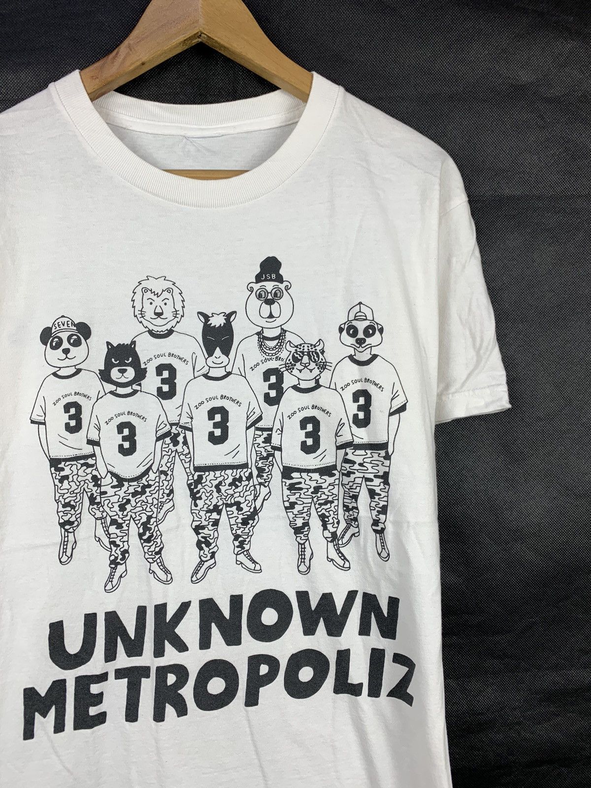 Japanese Brand Rare! J Soul Brothers Unknown Metropoliz J Pop Band Tees Size US M / EU 48-50 / 2 - 3 Thumbnail