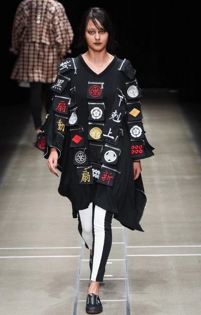 Other ACUOD BY CHANU Runway Japanese Family Crest Embroidered Cape Size US XL / EU 56 / 4 - 1 Thumbnail