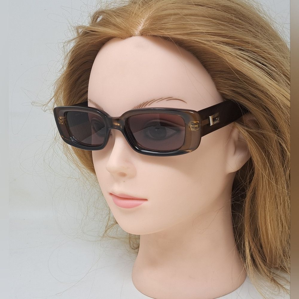 Gucci NEW Gucci Women's Vintage Sunglasses Tom Ford 90s Honey Size ONE SIZE - 8 Thumbnail