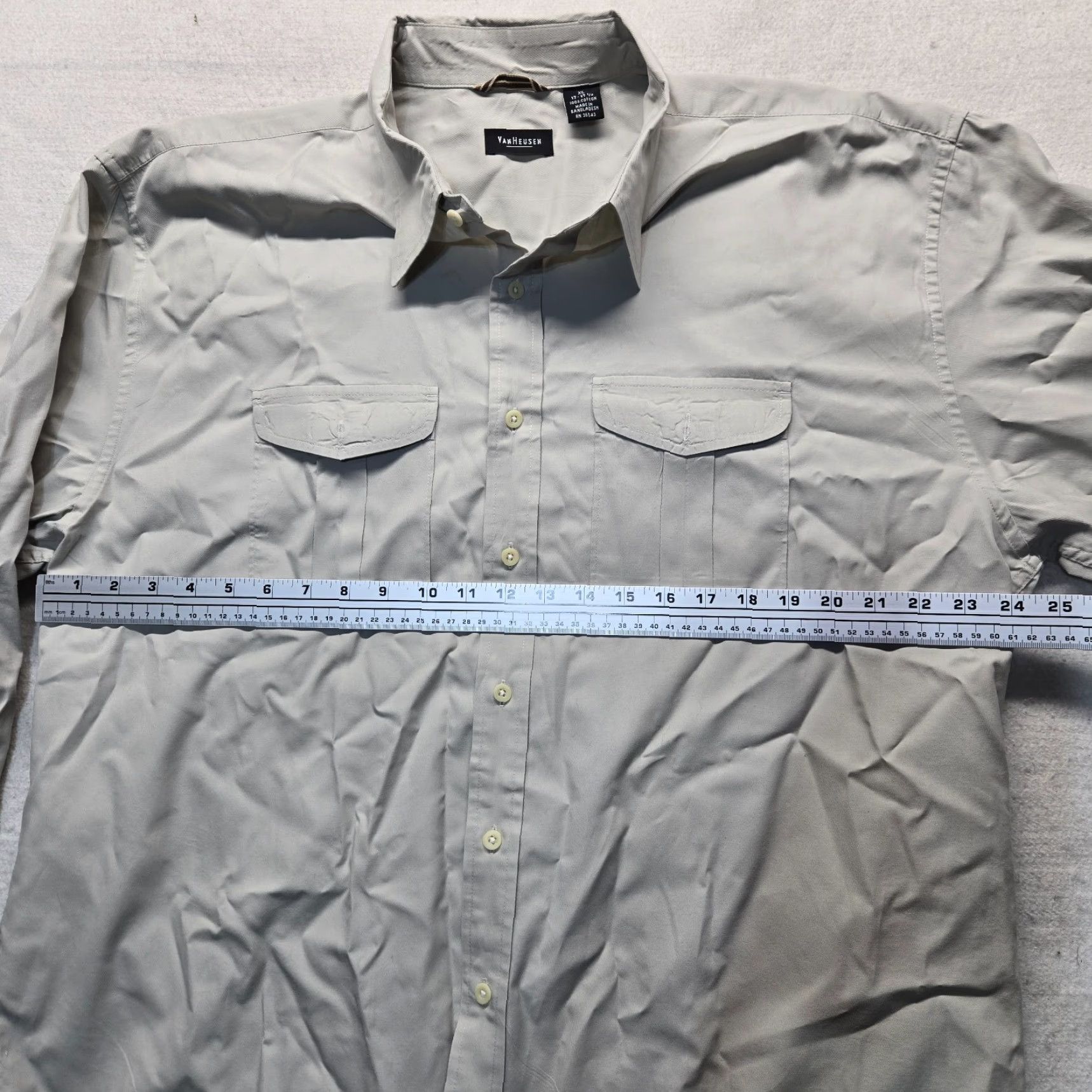 Van Heusen VAN HEUSEN Shirt Gray Long Sleeve Solid Button Up XL 17.5 100% Cotton Mens Dress Shirt with Pockets Size US XL / EU 56 / 4 - 4 Thumbnail