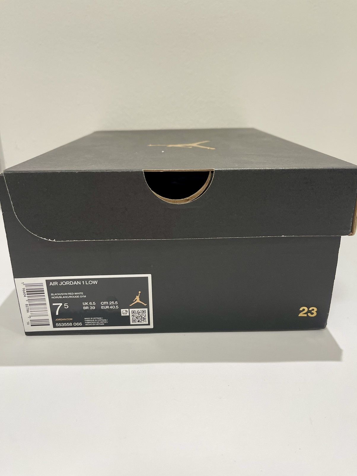 Jordan Brand JORDAN 1 LOW ALTERNATE BRED TOE Size US 7.5 / EU 40-41 - 9 Thumbnail